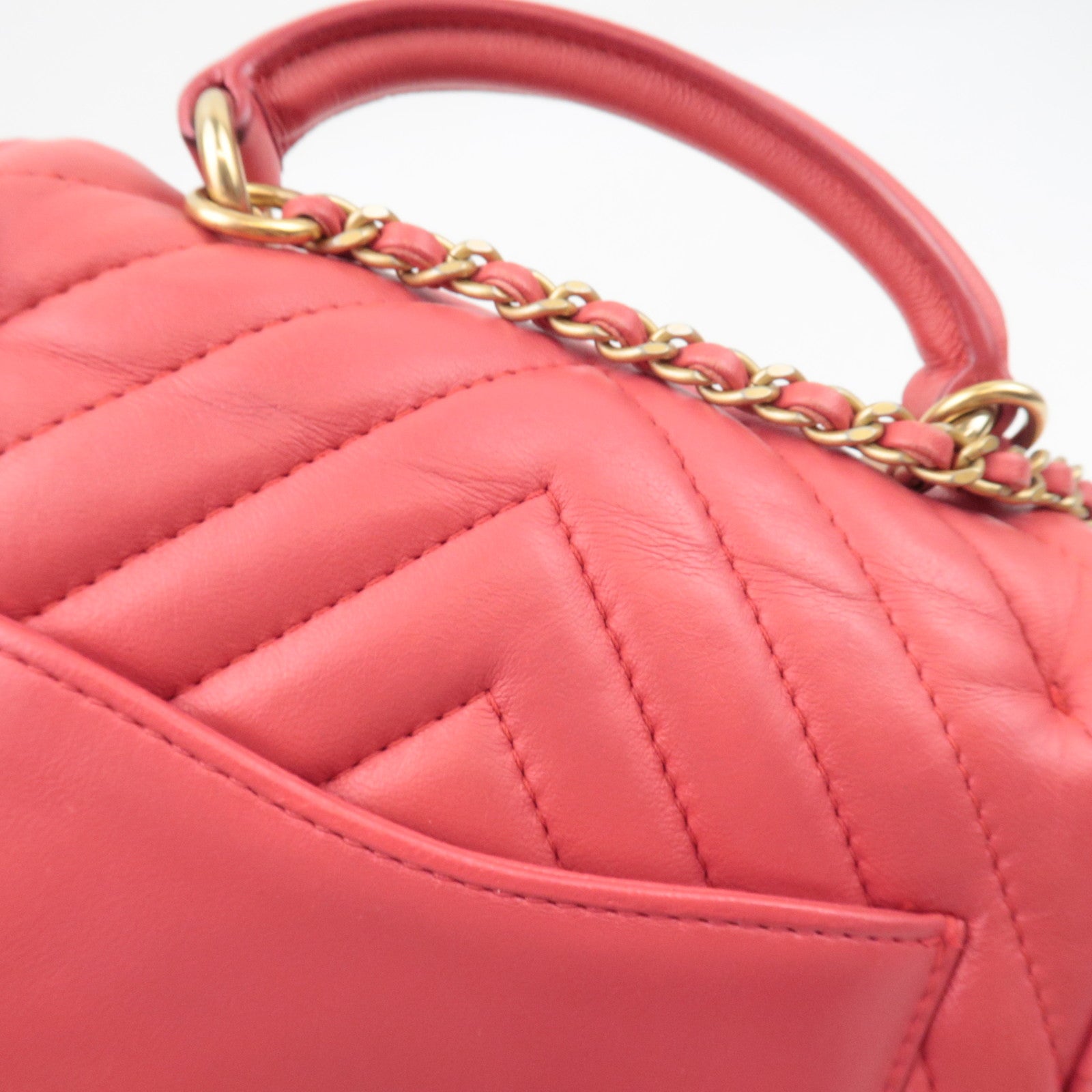 CHANEL Chevron V-Stitch 2Way Top Handle Chain Shoulder Bag Lambskin Pink 24321145