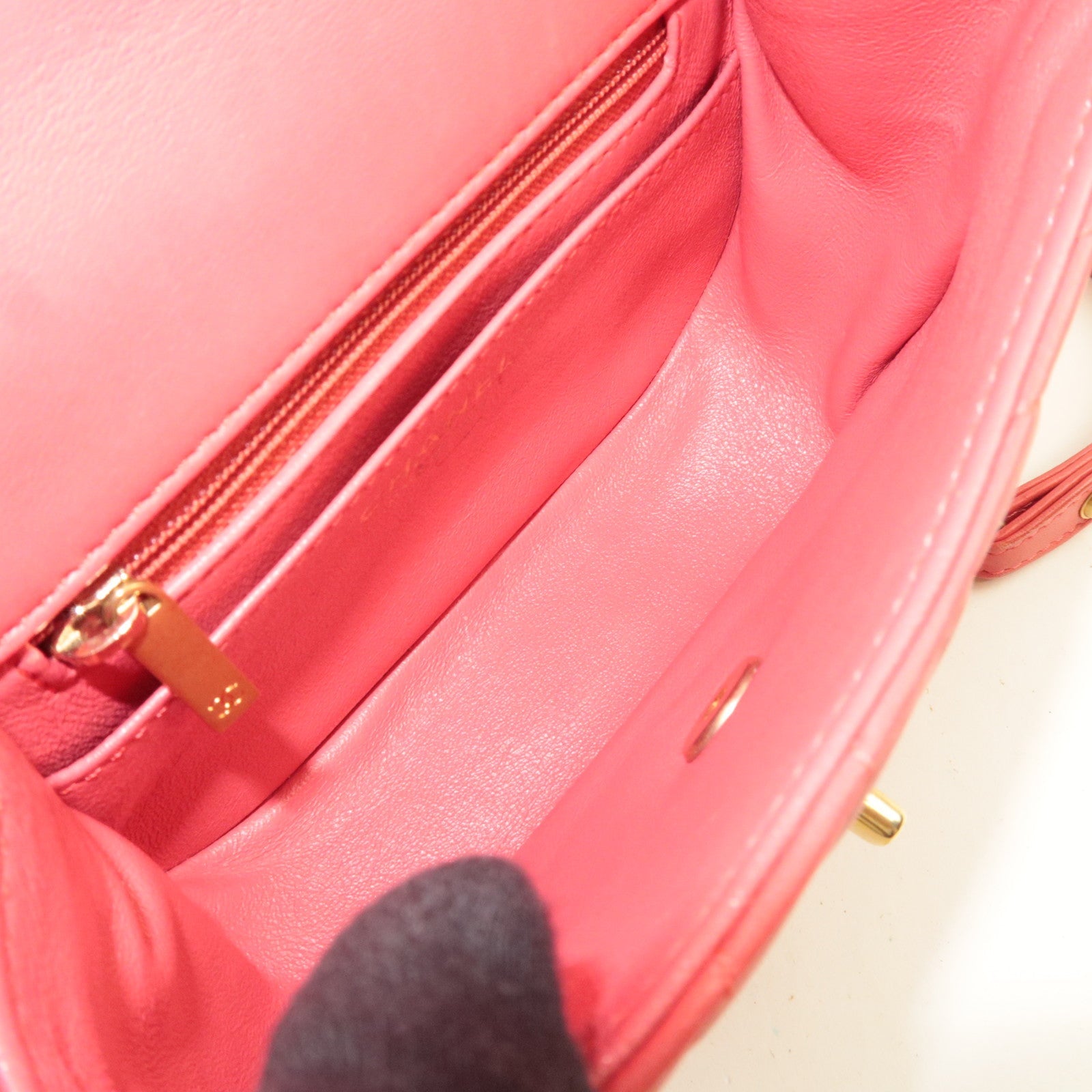 CHANEL Chevron V-Stitch 2Way Top Handle Chain Shoulder Bag Lambskin Pink 24321145