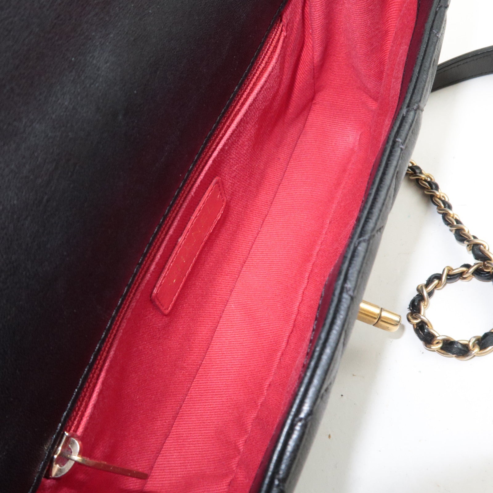 CHANEL Matelasse Red Stitch Chain Shoulder Bag Lambskin Black 23446567