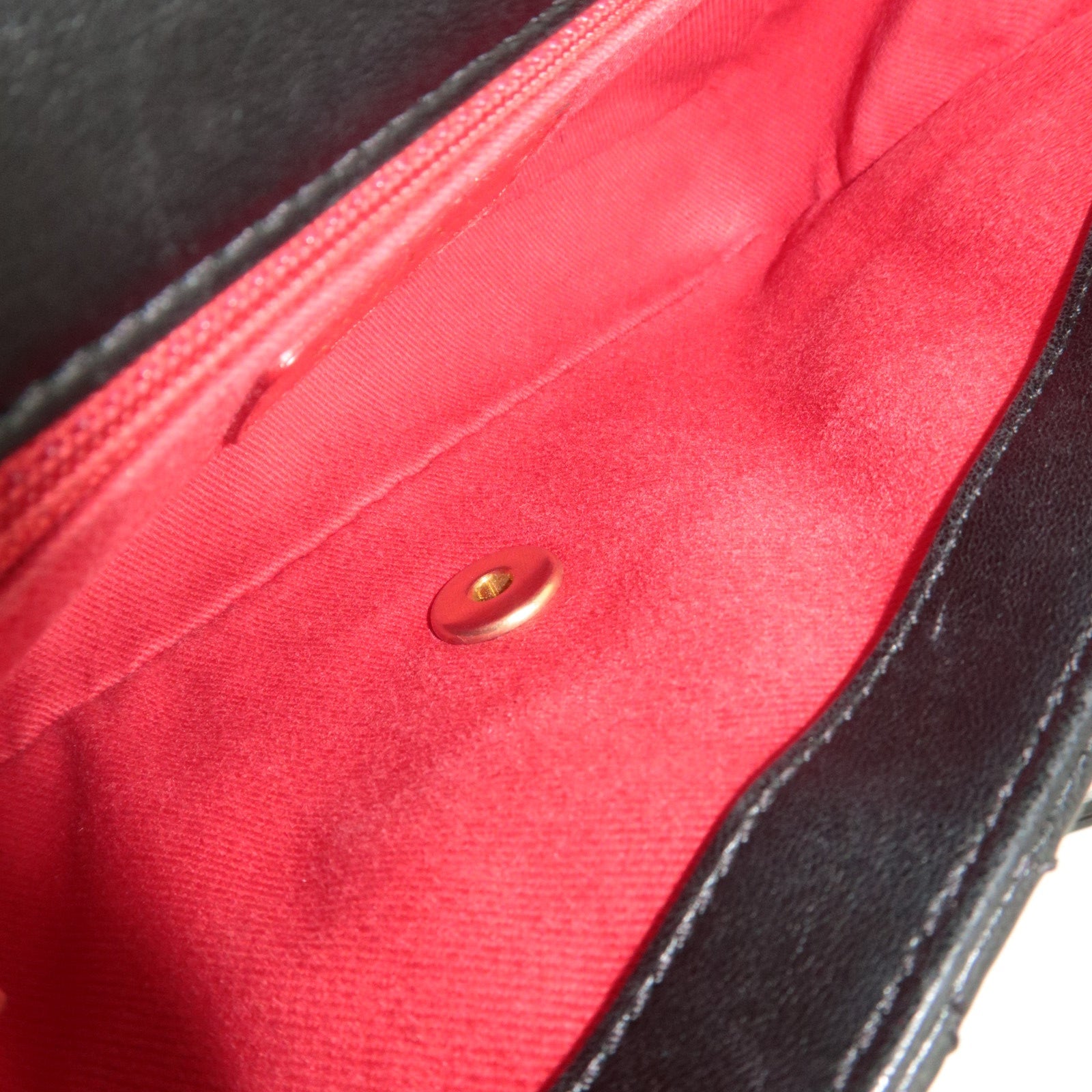 CHANEL Matelasse Red Stitch Chain Shoulder Bag Lambskin Black 23446567