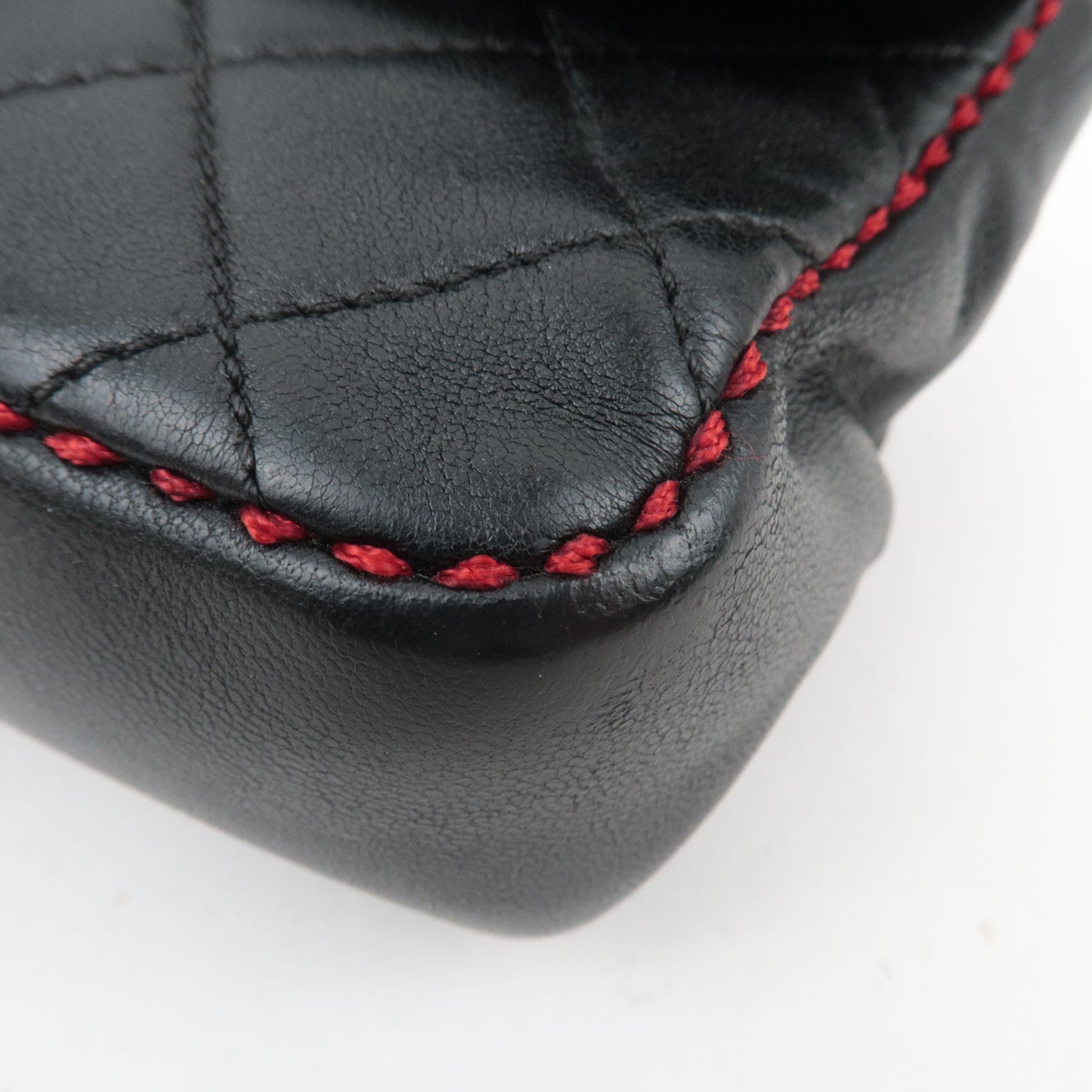CHANEL Matelasse Red Stitch Chain Shoulder Bag Lambskin Black 23446567