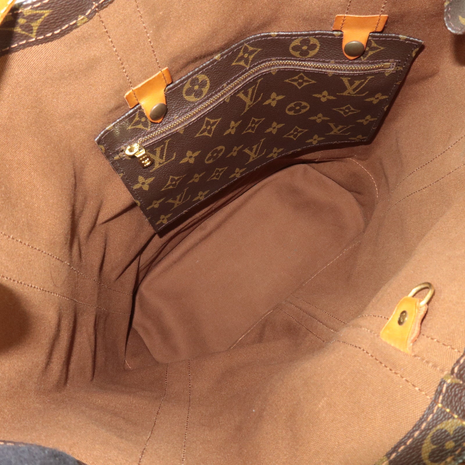 Louis Vuitton Monogram Randonnee GM M42244