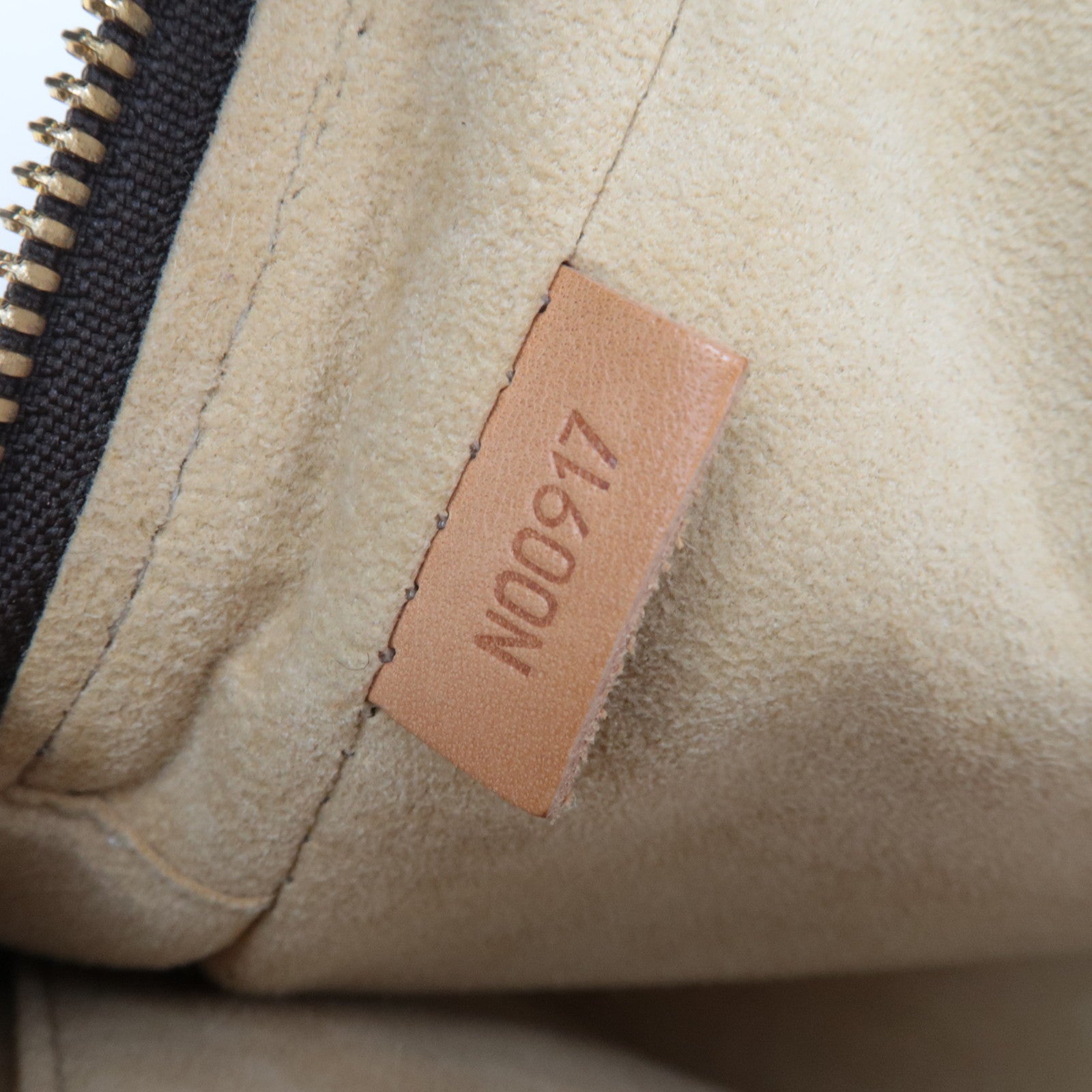 Louis Vuitton Monogram Porte Documents Voyage Brief Case M53362