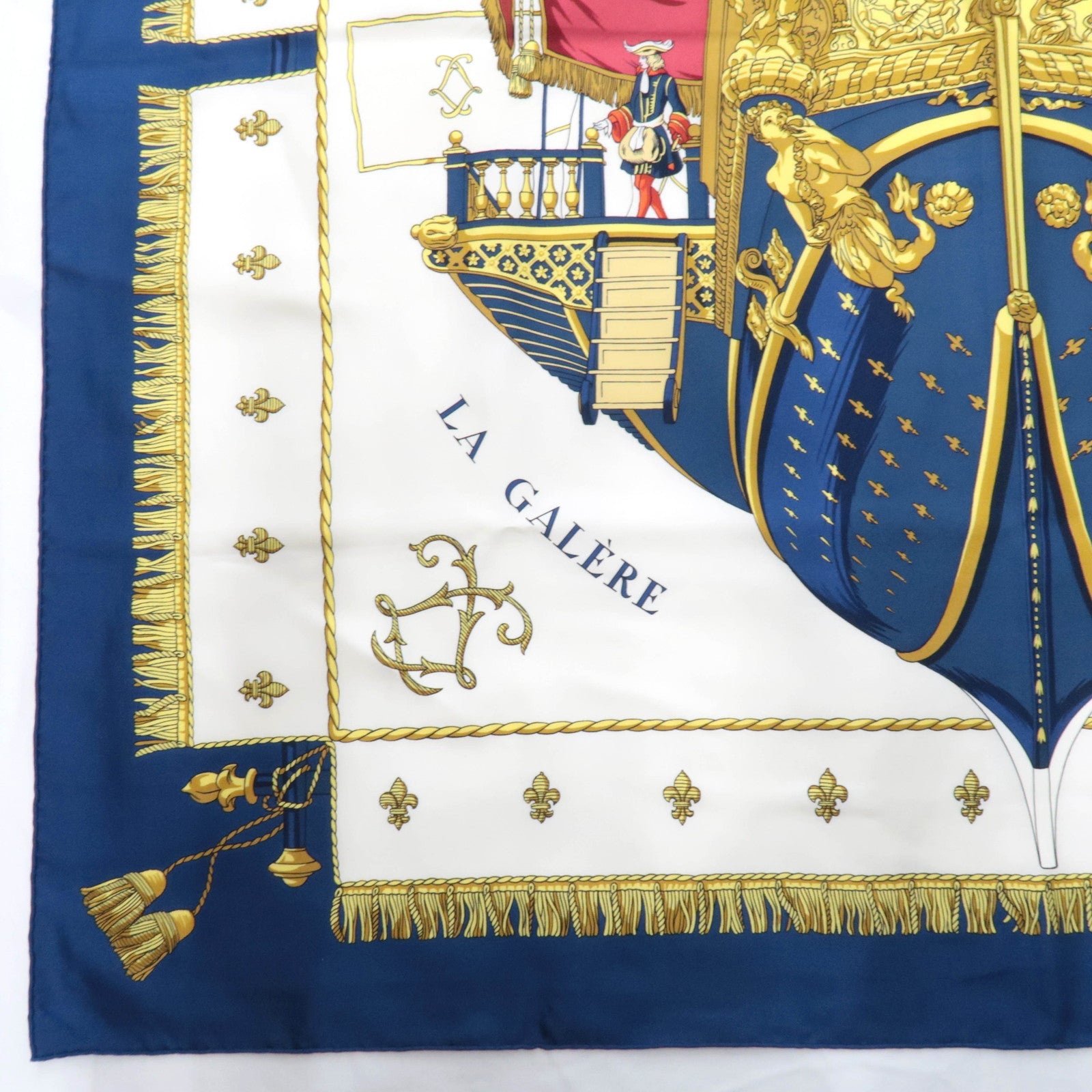 HERMES Carre 90 100% Silk Scarf VUE DU DE CARROSSE LA GALERE LA REALE White Navy