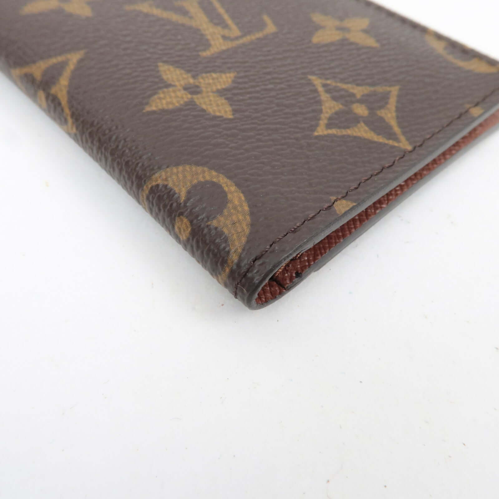 Louis Vuitton Monogram Porte Carte Pass Vertical Card Case M66541