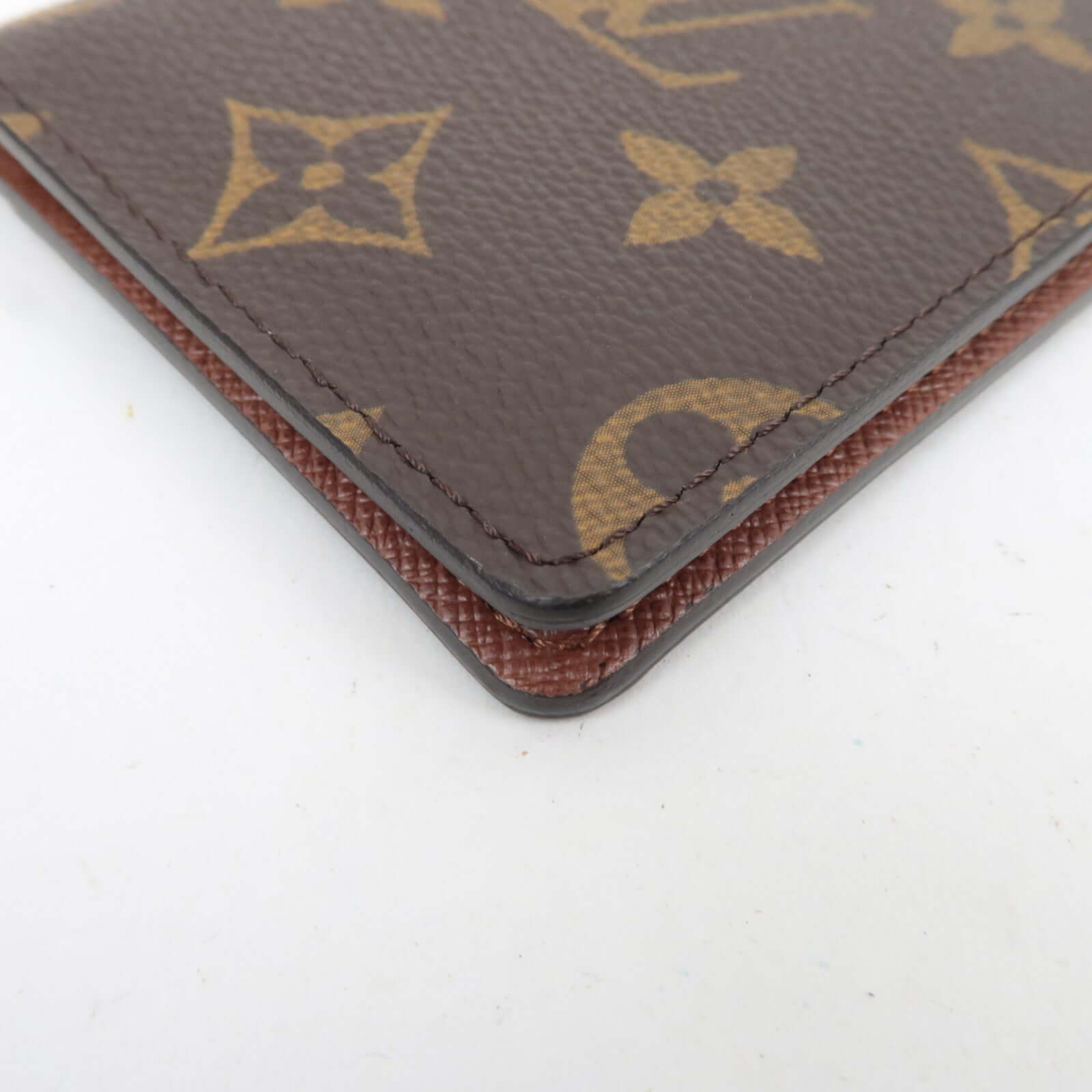 Louis Vuitton Monogram Porte Carte Pass Vertical Card Case M66541