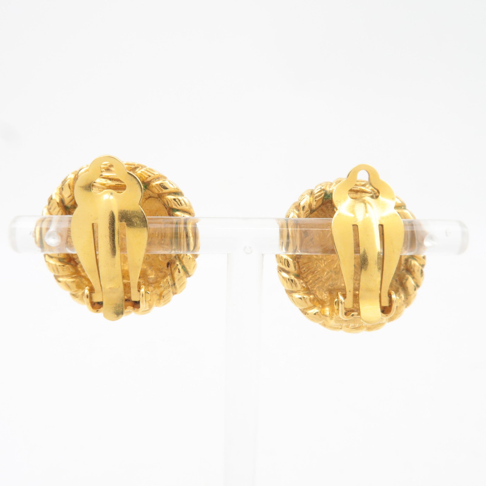 CHANEL Coco Mark Round Earrings Gold