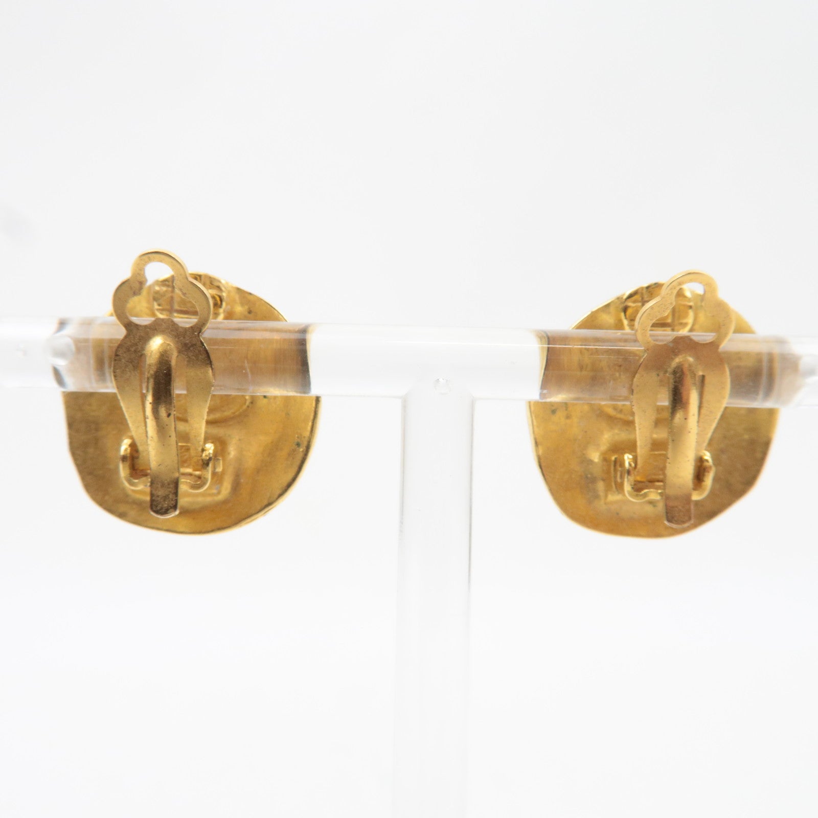 CHANEL Coco Mark Round Earrings 95A Gold