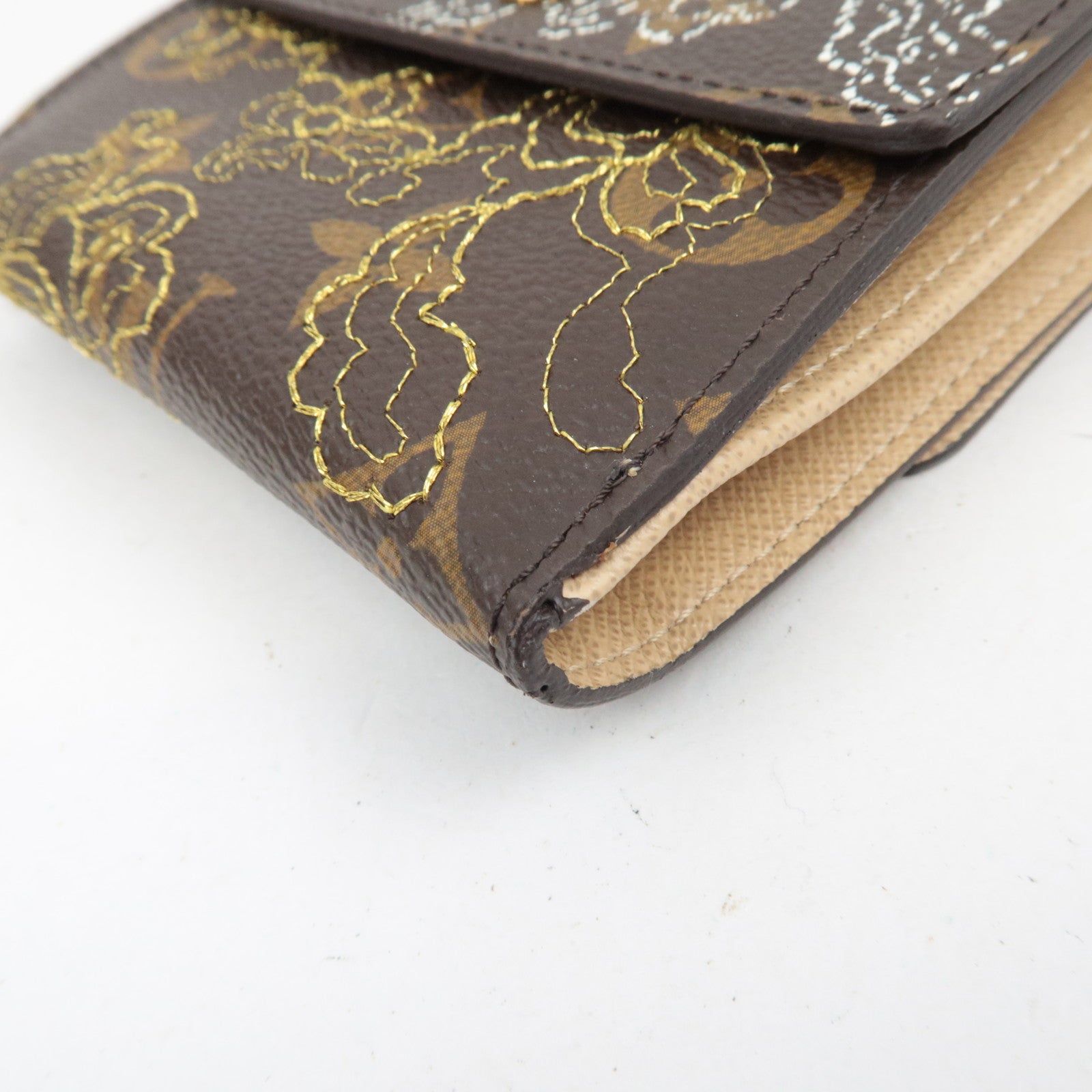 Louis Vuitton Monogram Dentelle Porte Monnaie Carte Credit M95396