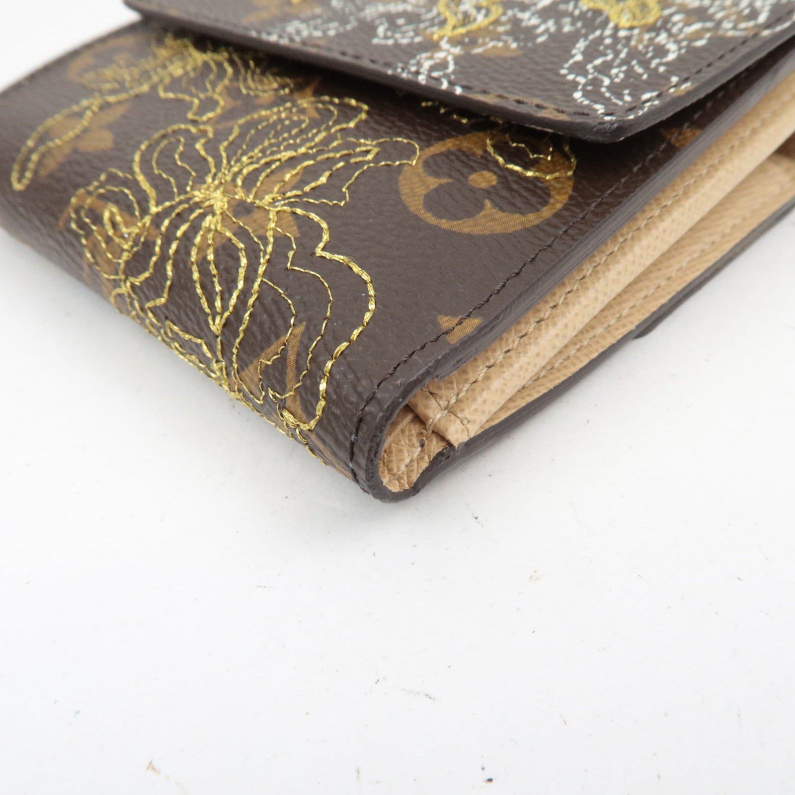 Louis Vuitton Monogram Dentelle Porte Monnaie Carte Credit M95396