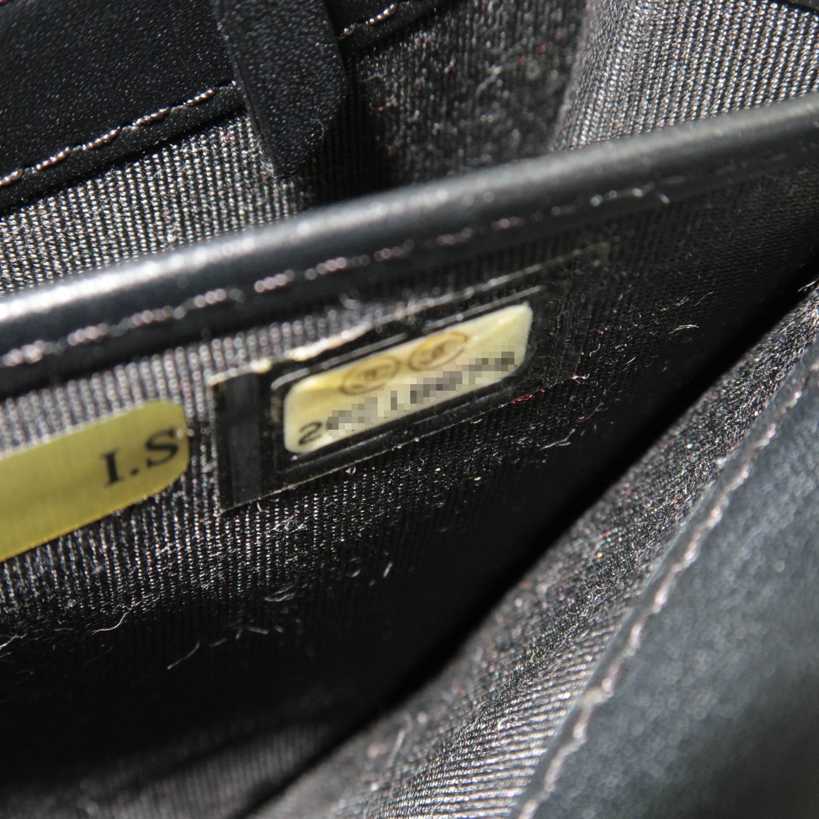 CHANEL Brilliant Matelasse Wallet Patent Leather Black 20218674