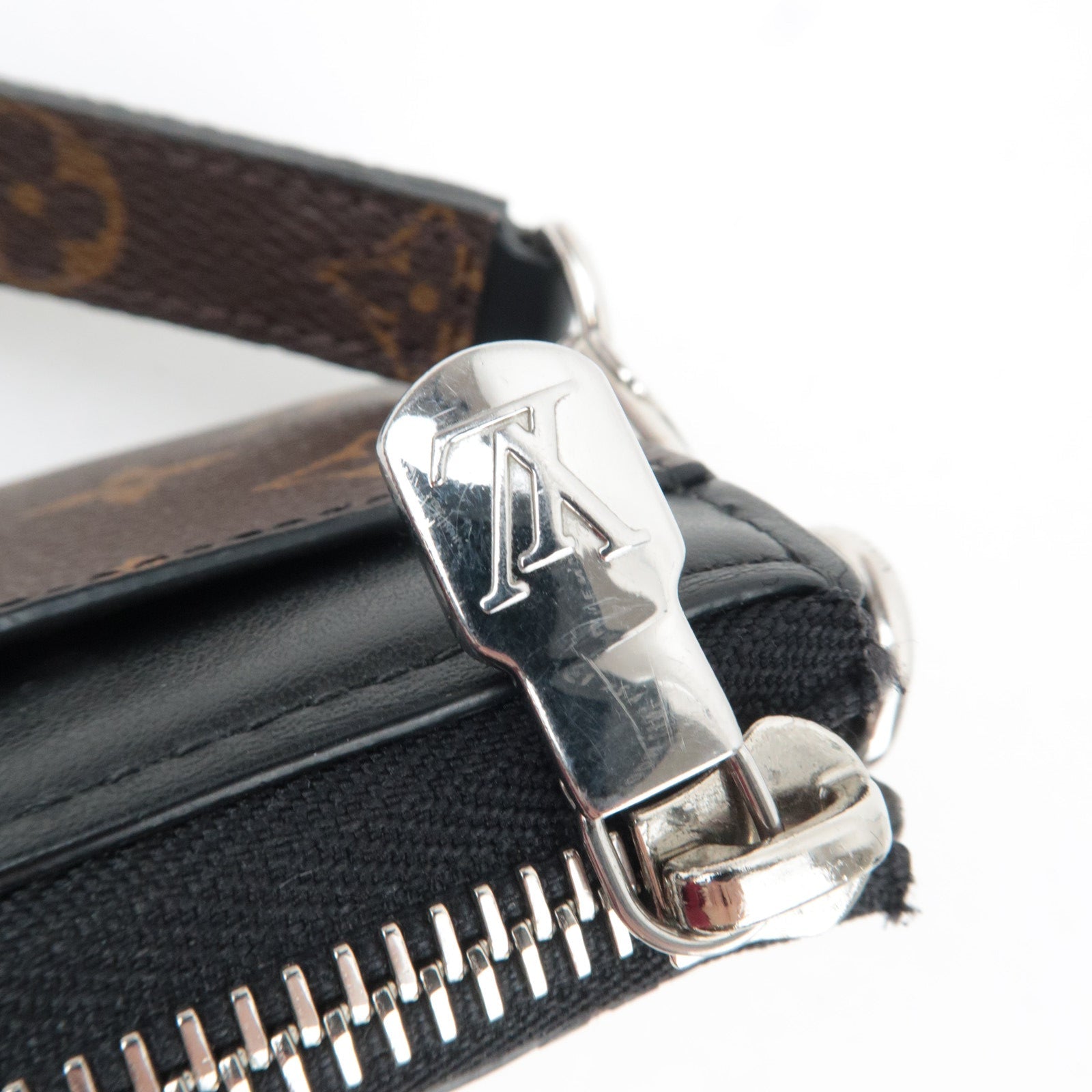 Louis Vuitton Monogram Macassar Zippy Dragonne Travel Wallet M69407