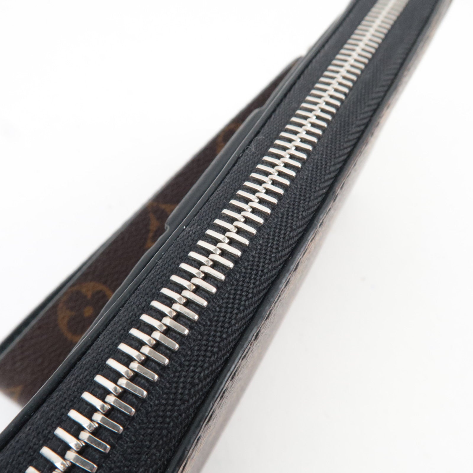 Louis Vuitton Monogram Macassar Zippy Dragonne Travel Wallet M69407