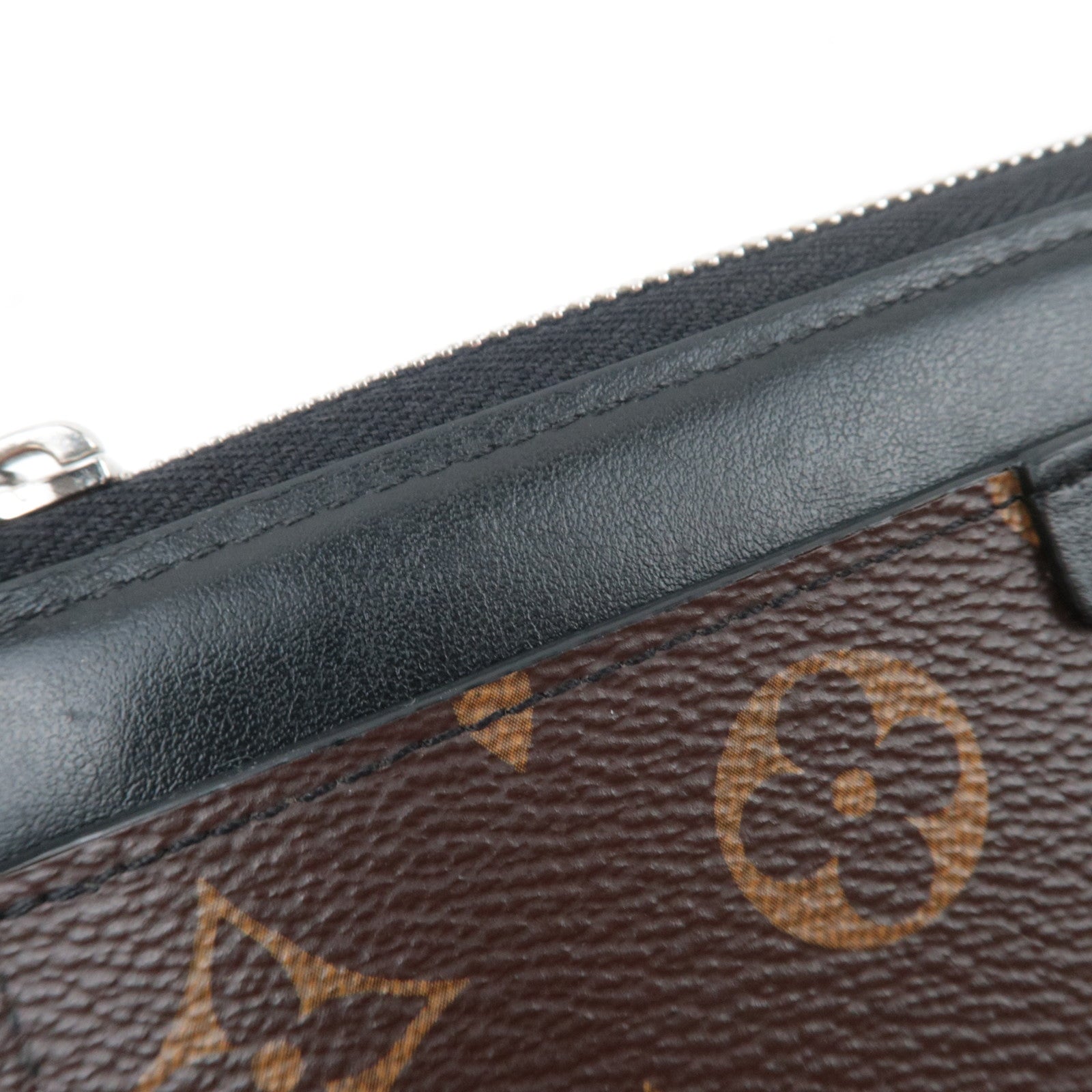 Louis Vuitton Monogram Macassar Zippy Dragonne Travel Wallet M69407