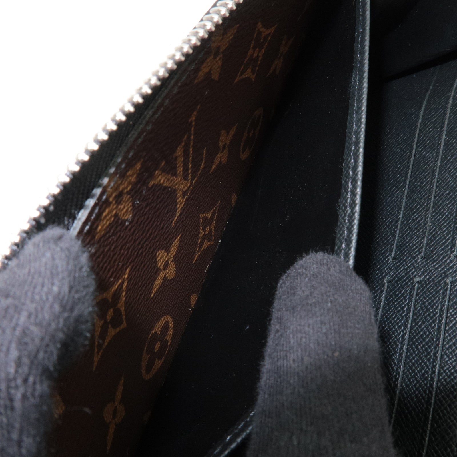Louis Vuitton Monogram Macassar Zippy Dragonne Travel Wallet M69407
