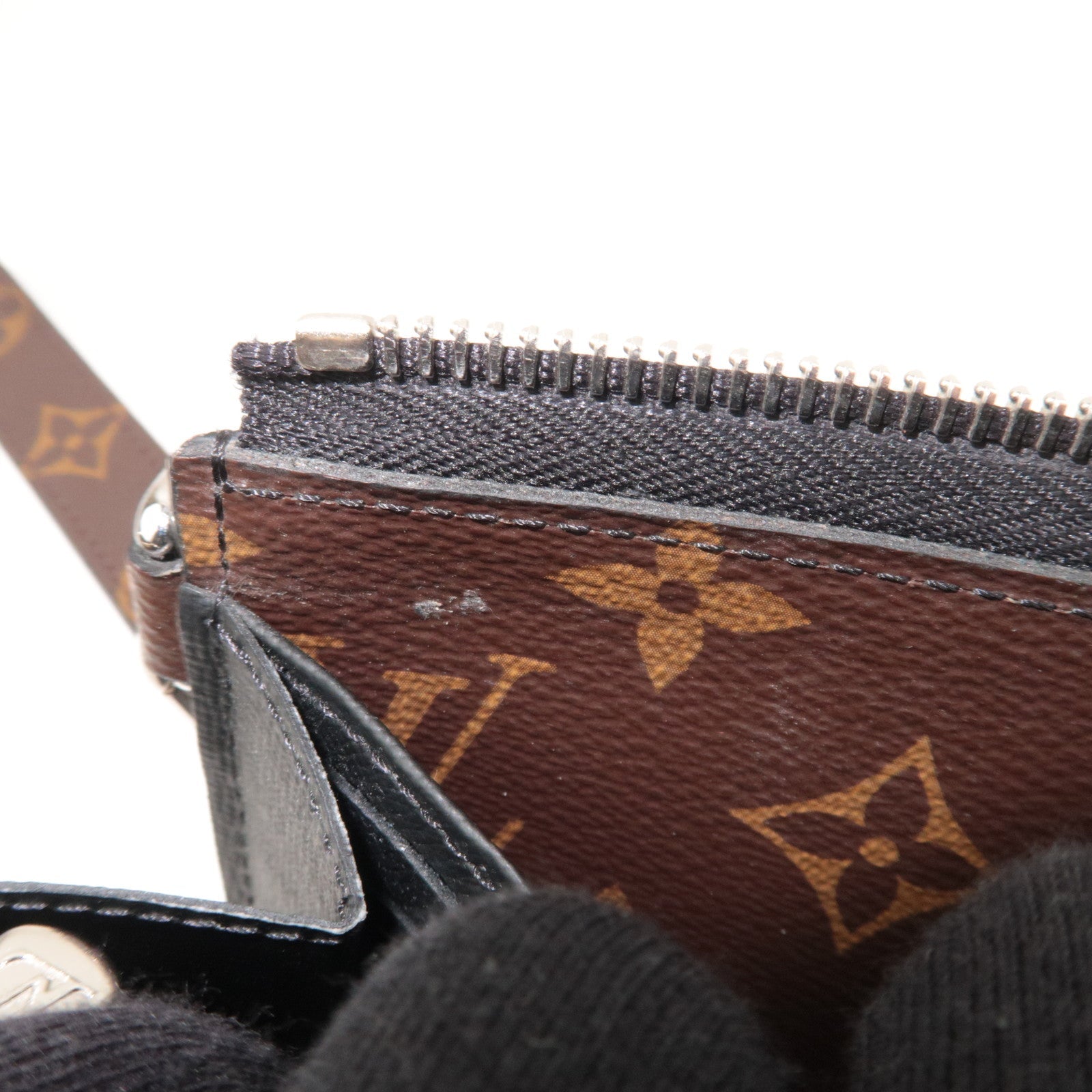 Louis Vuitton Monogram Macassar Zippy Dragonne Travel Wallet M69407