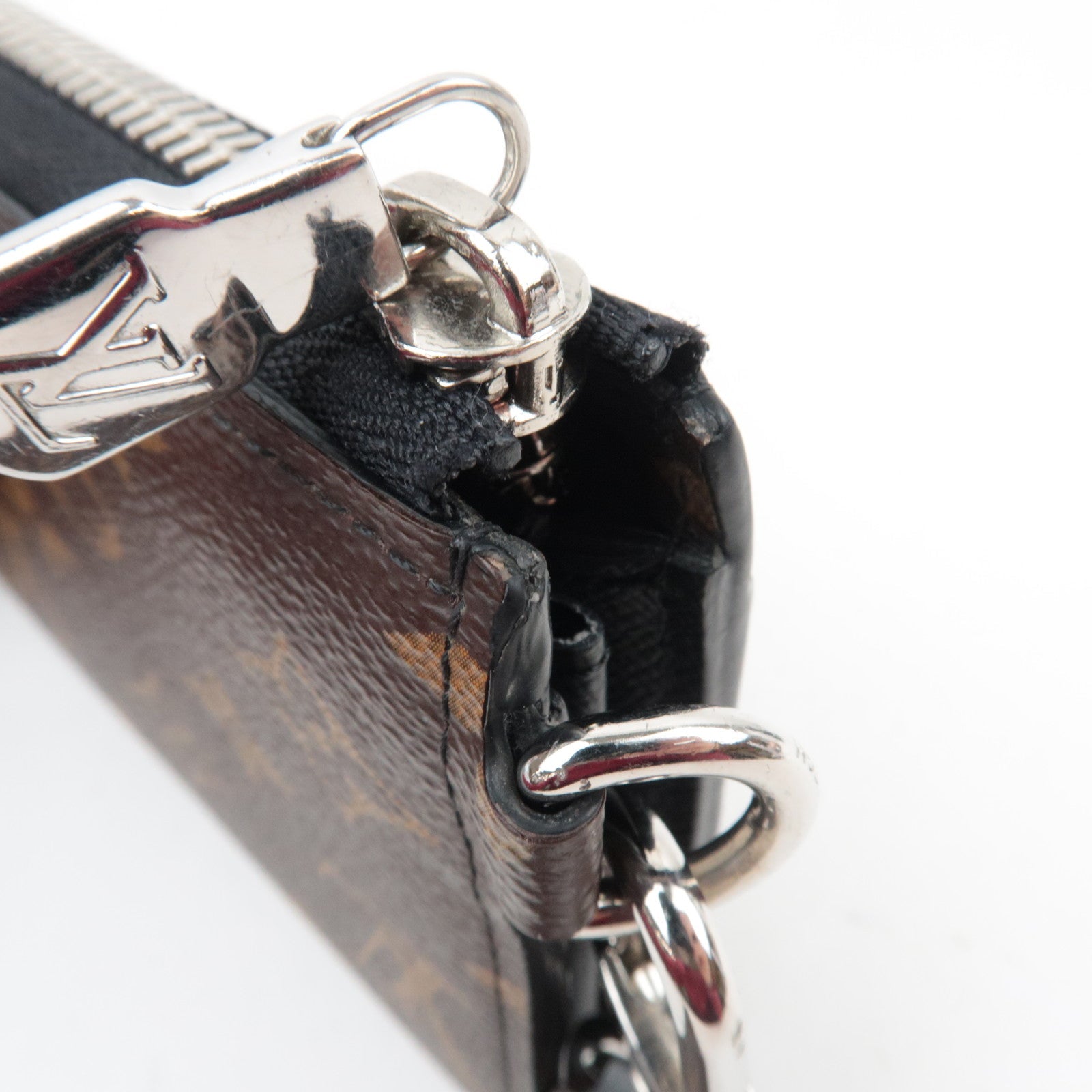 Louis Vuitton Monogram Macassar Zippy Dragonne Travel Wallet M69407