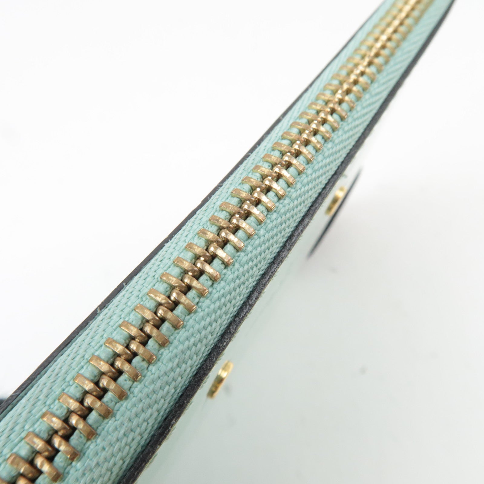 Louis Vuitton Vernis Miroir Pochette Cles Coin Case Paradiso M63854