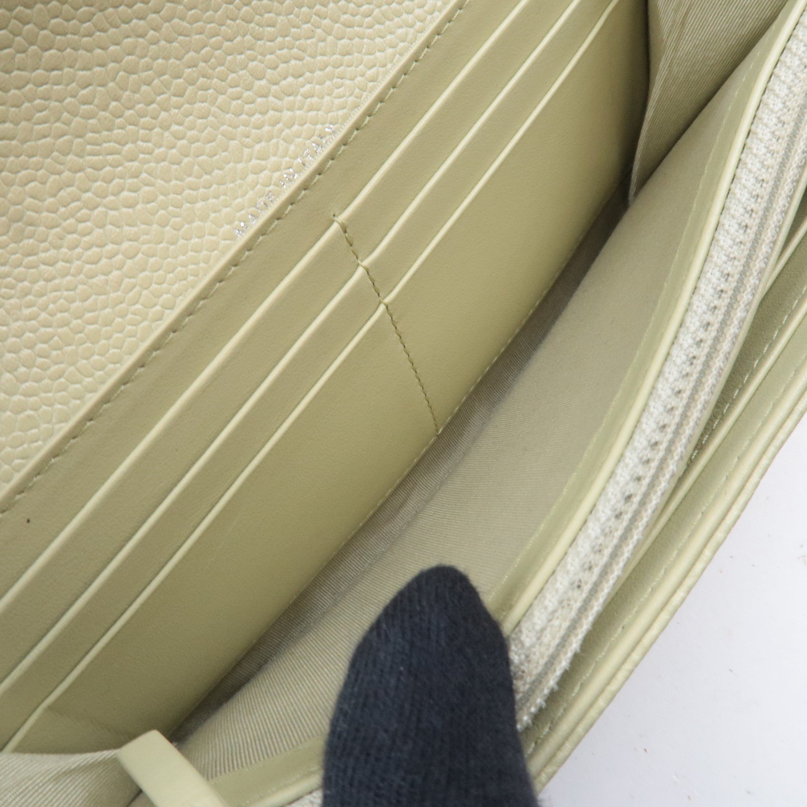 CHANEL Camellia Wallet Caviarskin Light Green 30567831