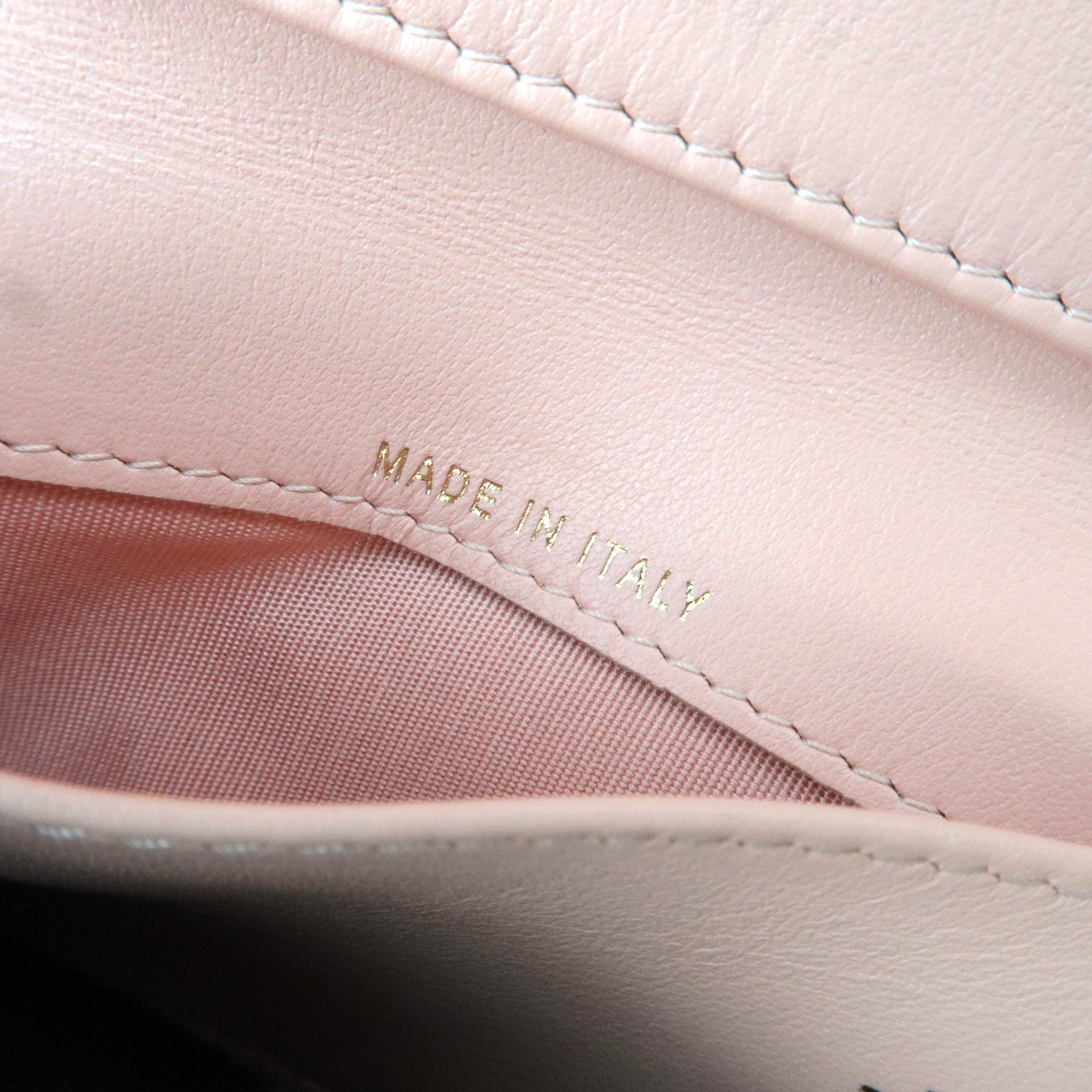 CHANEL Boy Chanel Wallet Caviarskin Pink