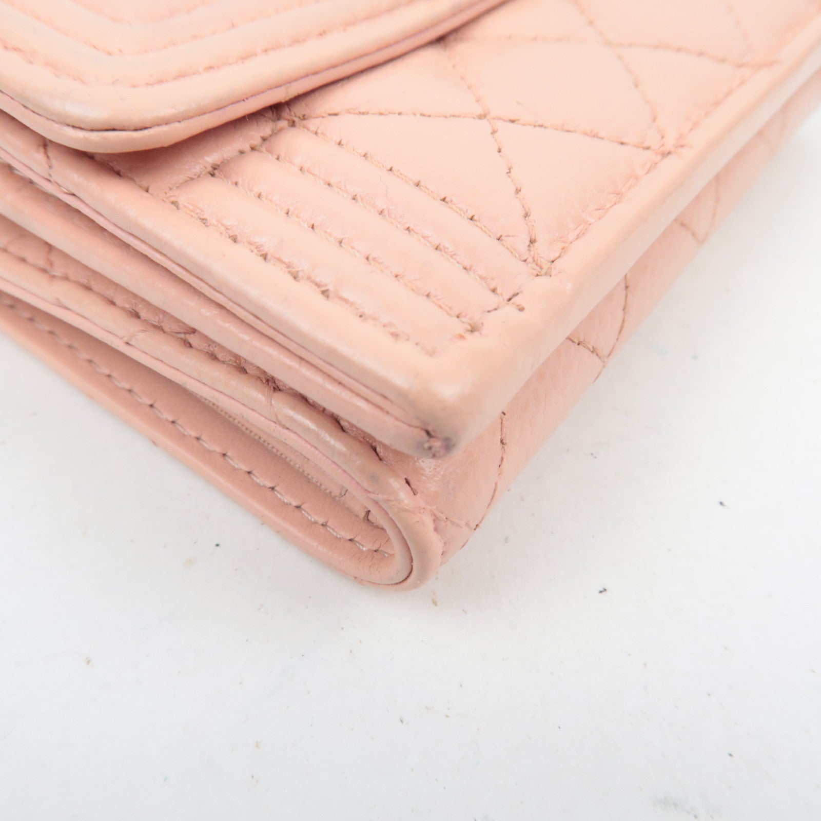 CHANEL Boy Chanel Wallet Caviarskin Pink