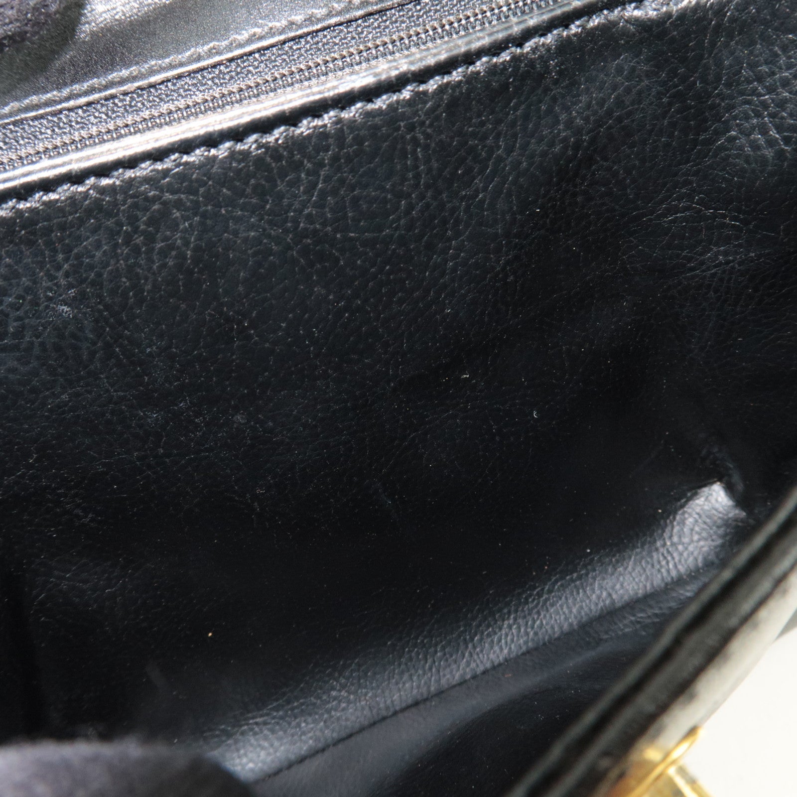 FENDI Small Leather Handbag Black 11652