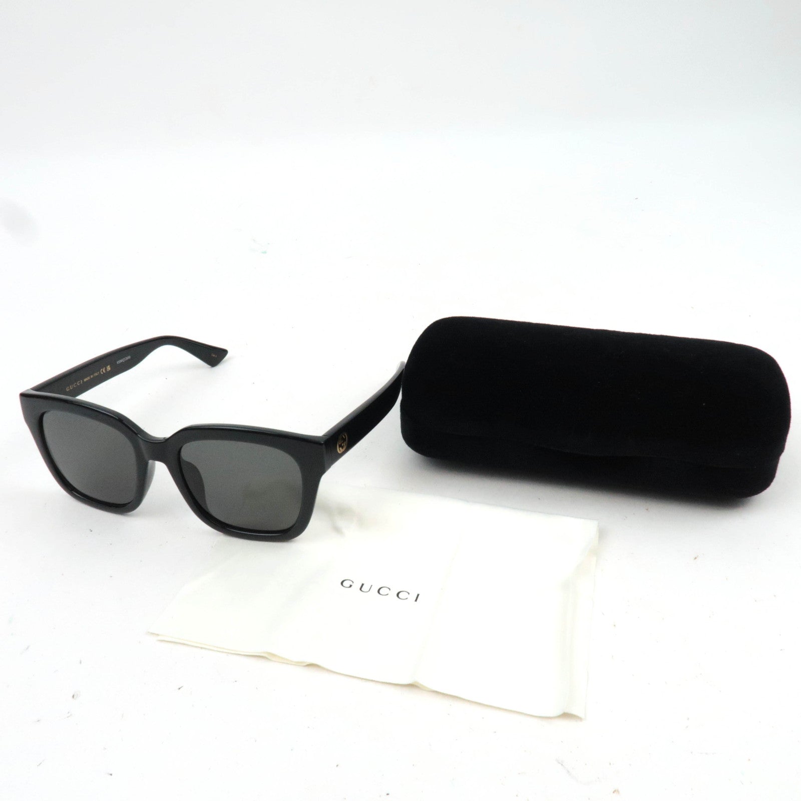 GUCCI Sunglasses 54□19 145 G1338Sk Black