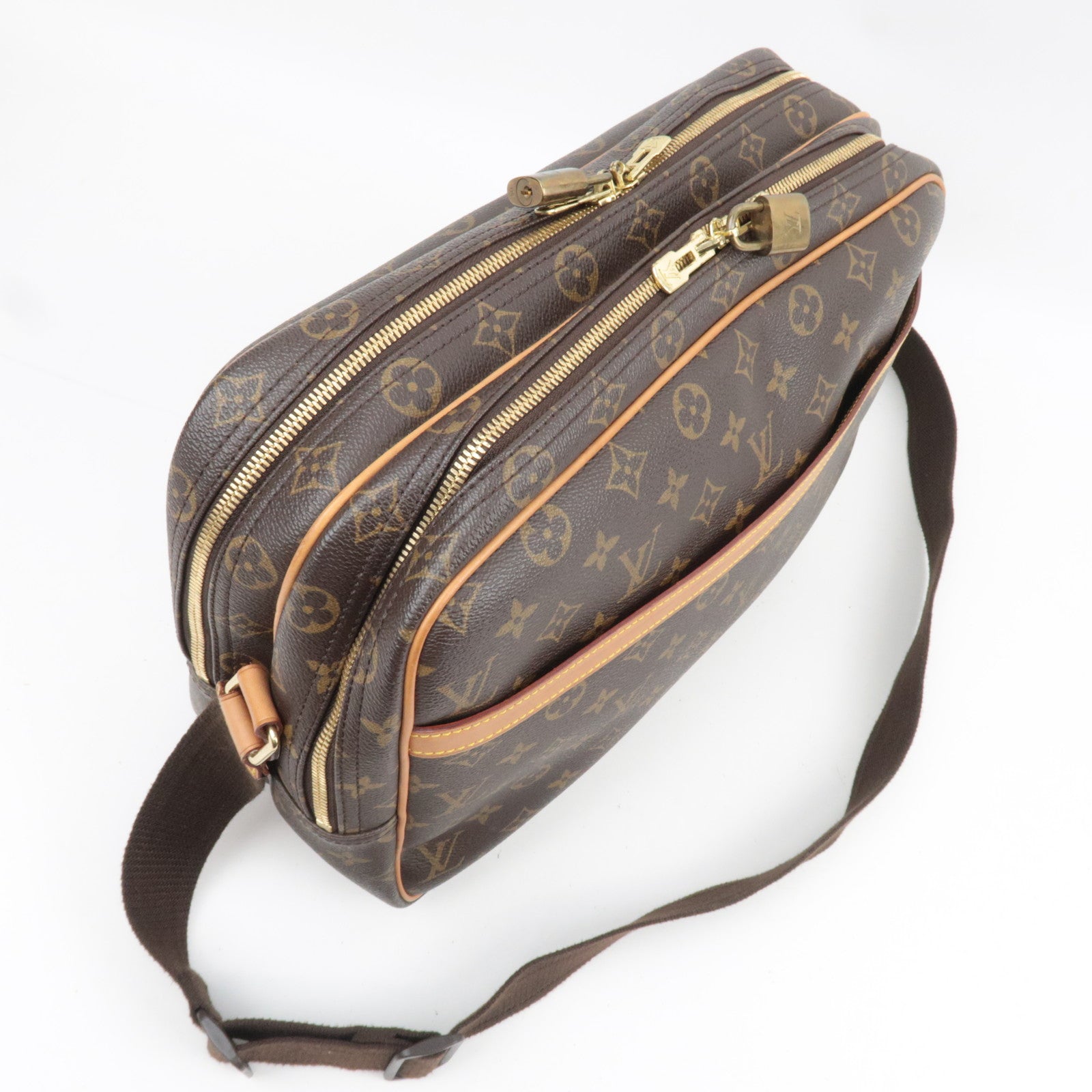 Louis Vuitton Monogram Reporter GM Shoulder Bag M45252