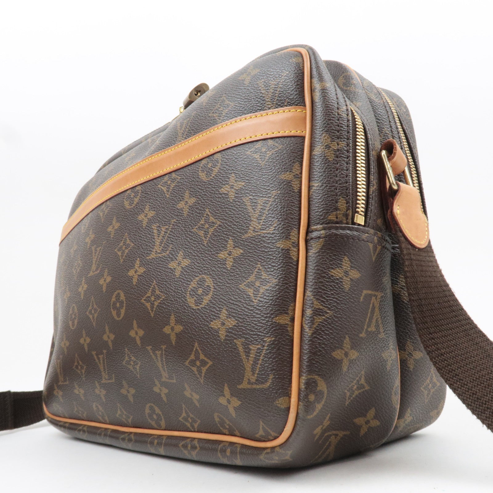 Louis Vuitton Monogram Reporter GM Shoulder Bag M45252