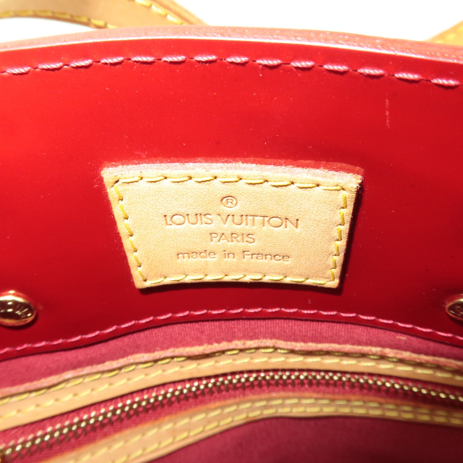 Louis Vuitton Monogram Vernis Reade PM Hand Bag Pomme D'Amour M91990