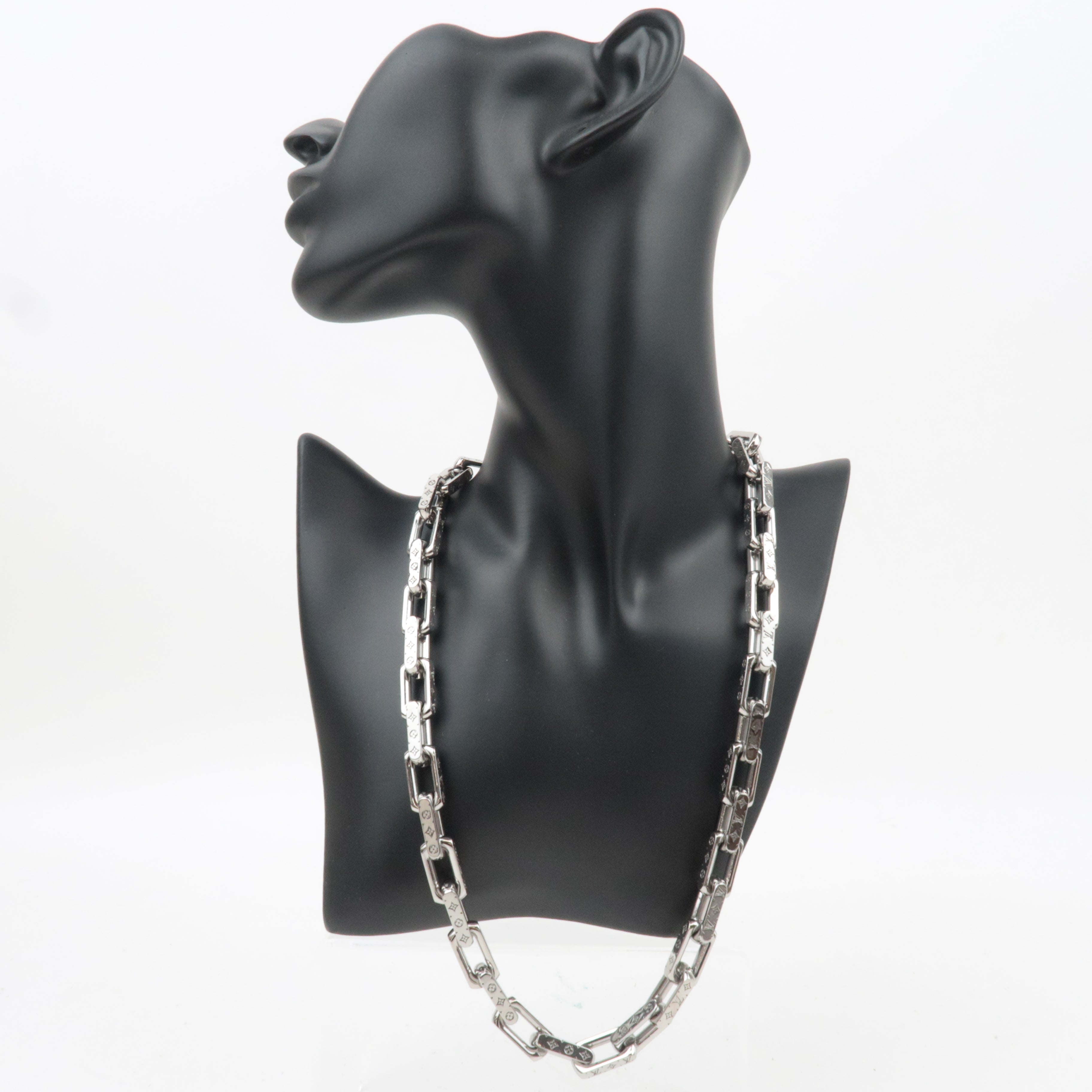 Louis Vuitton Collier Monogram Chain Necklace Silver M00307