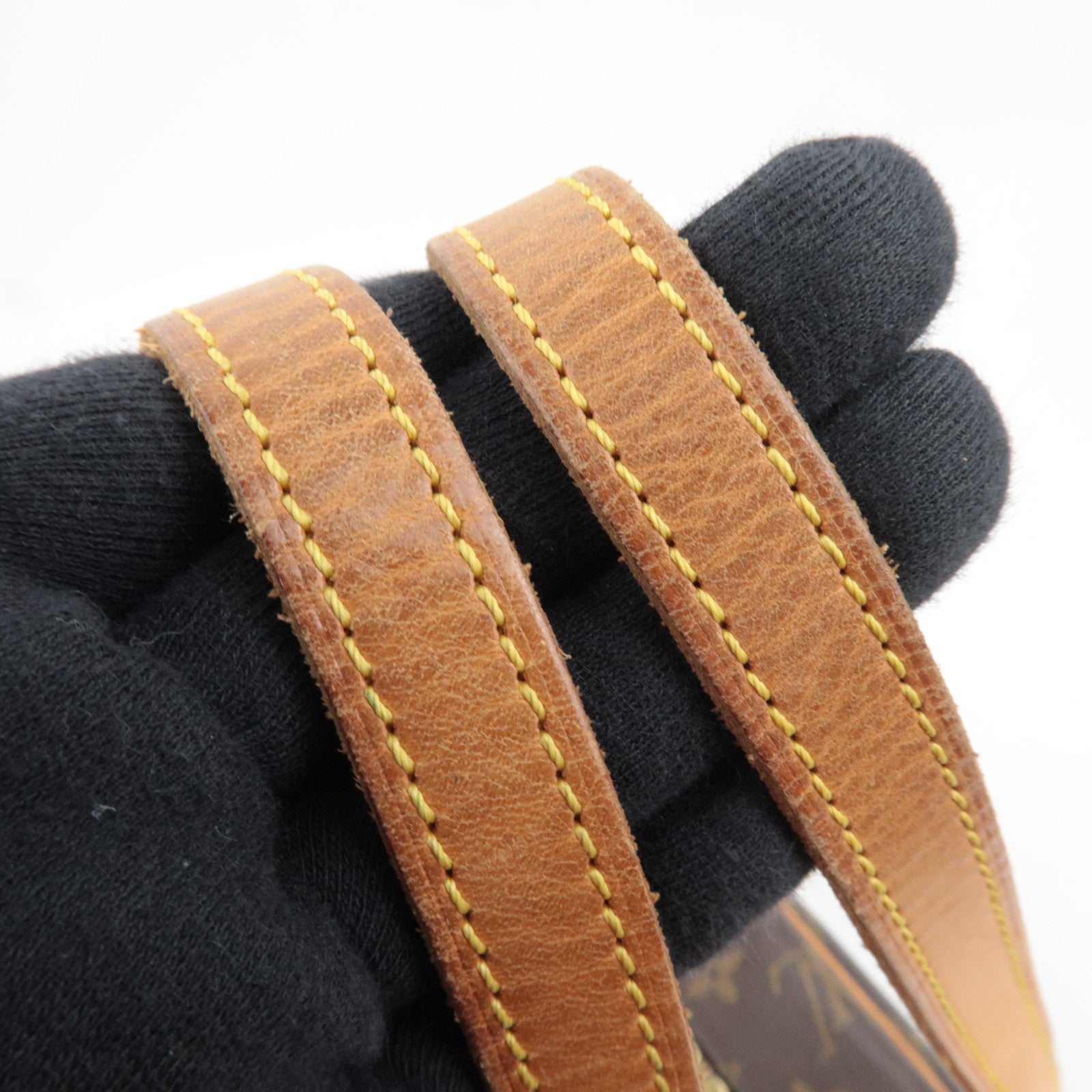 Louis Vuitton Monogram Cite MM Shoulder Bag M51182