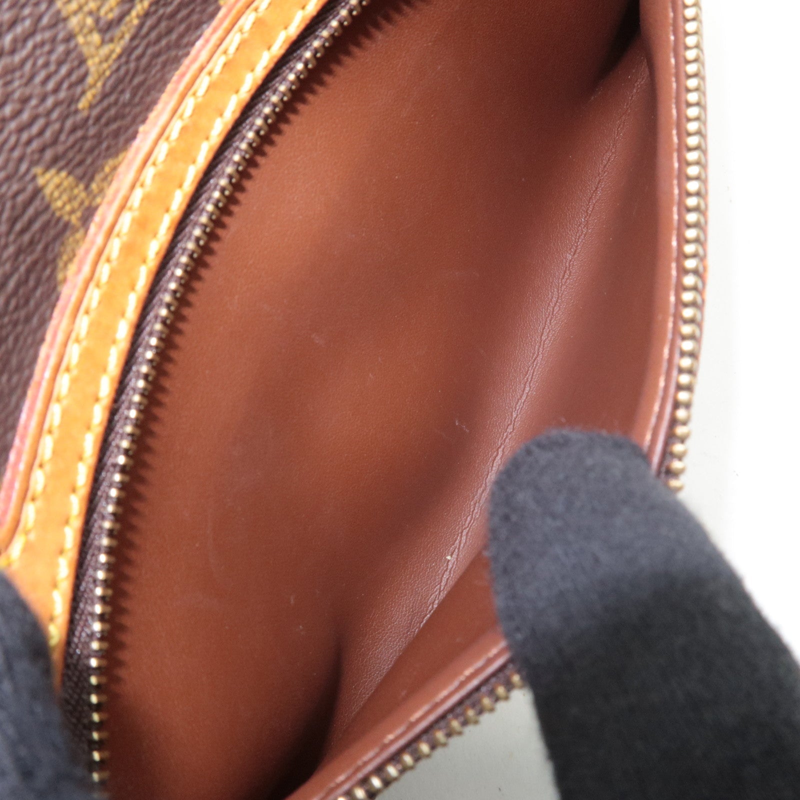 Louis Vuitton Monogram Cite MM Shoulder Bag M51182