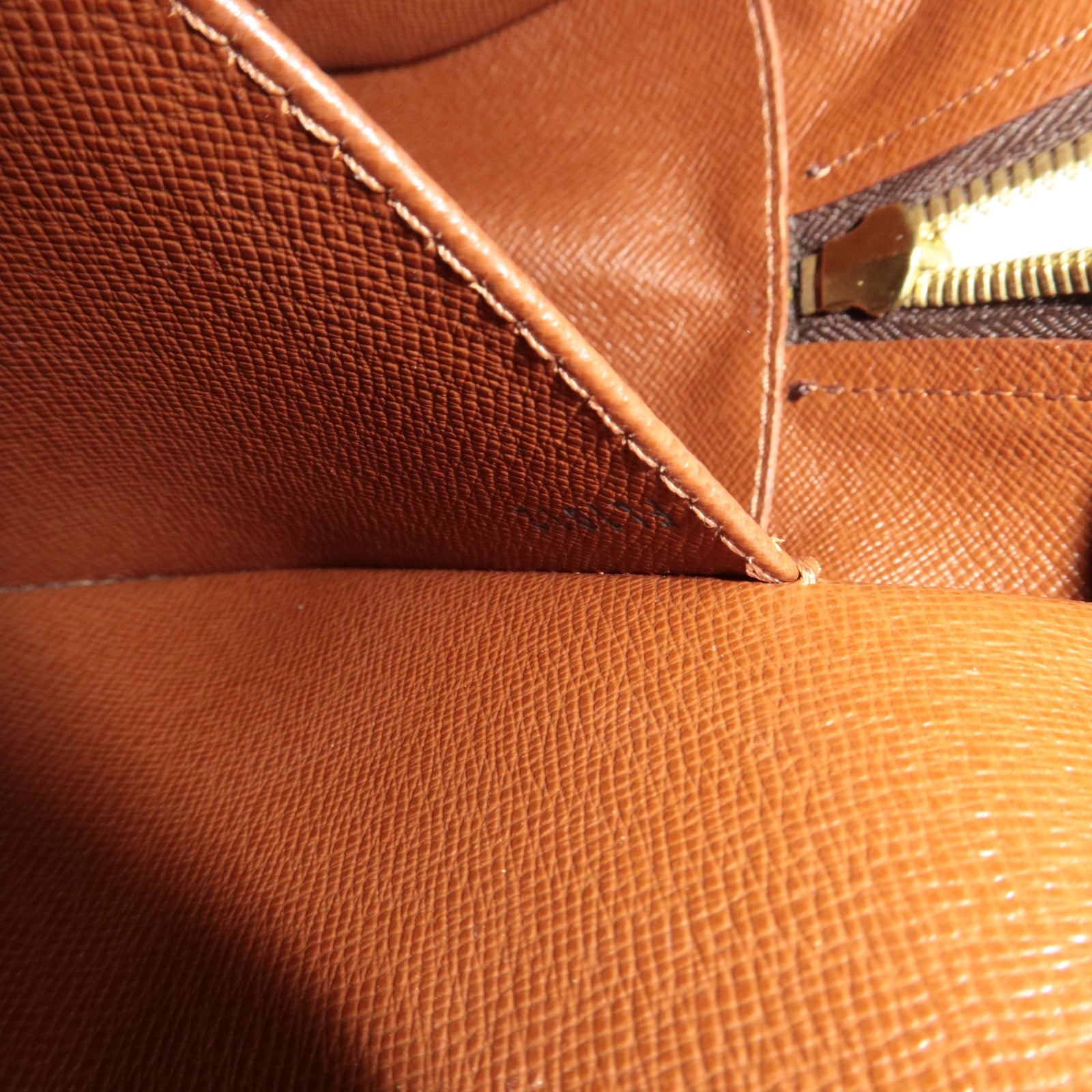 Louis Vuitton Monogram Cite MM Shoulder Bag M51182