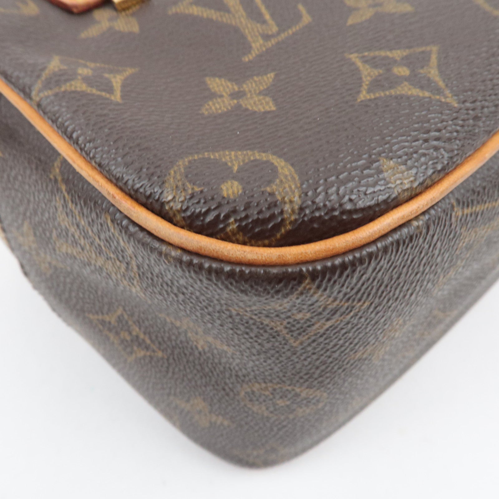 Louis Vuitton Monogram Cite MM Shoulder Bag M51182