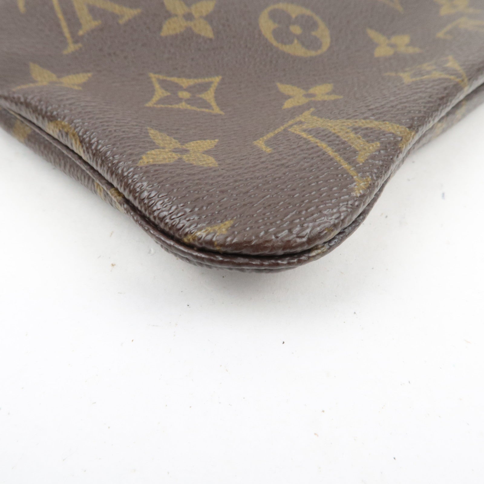 Louis Vuitton Monogram Pochette Pliante Clutch Bag M51805