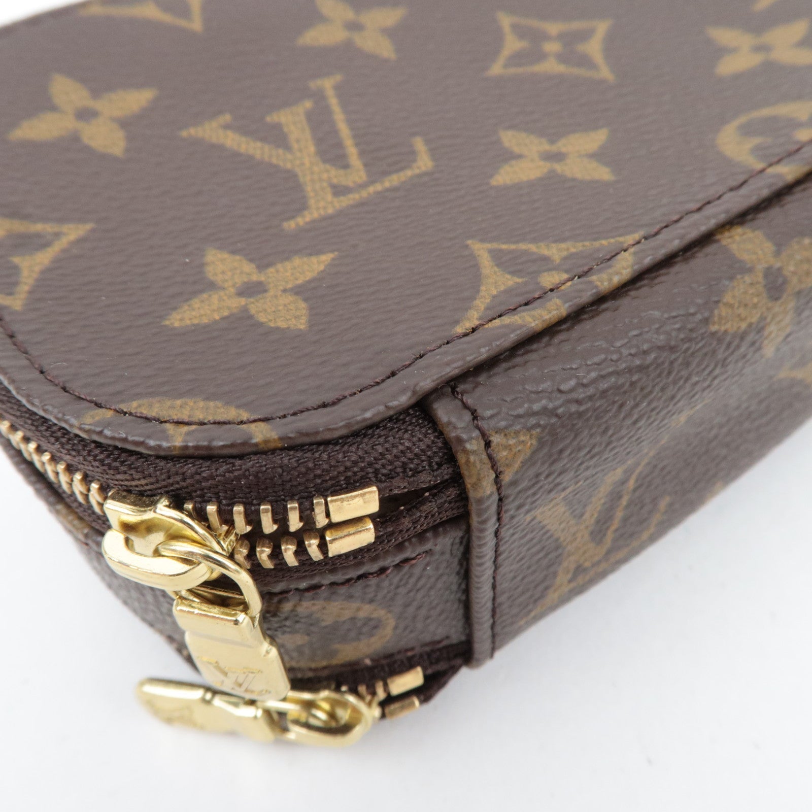 Louis Vuitton Monogram Trousse Brush PM Cosmetic Pouch M47510