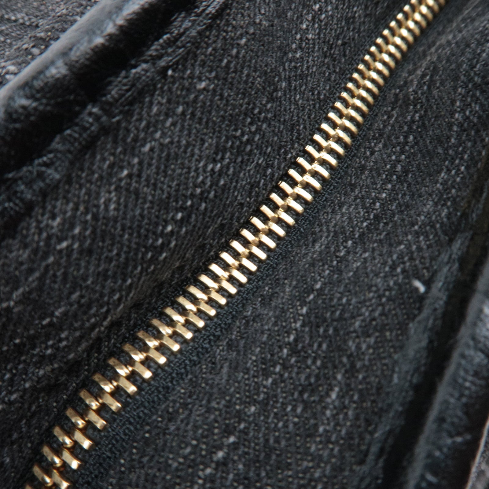 Louis Vuitton Monogram Denim Neo Cabby MM Noir M95351