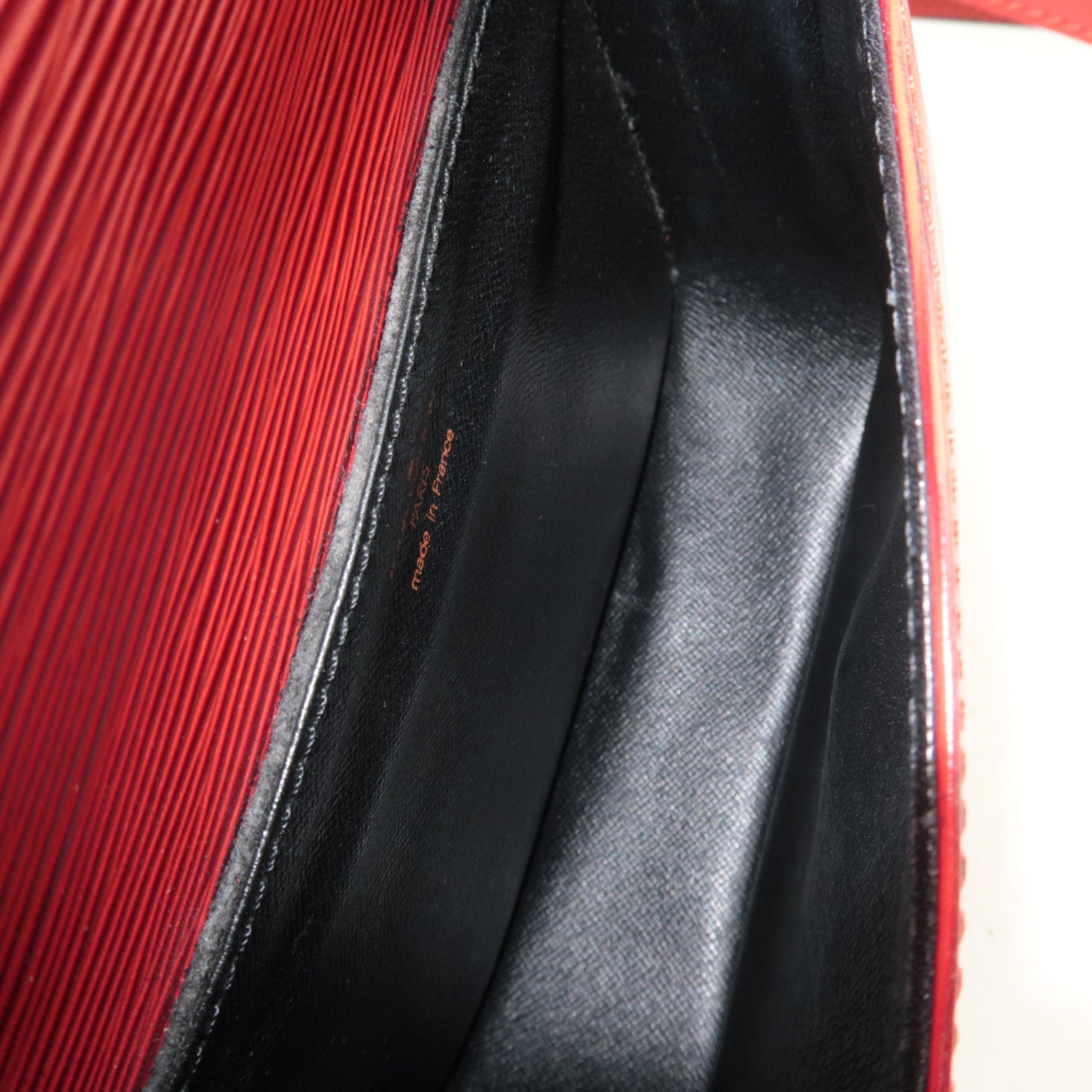 Louis Vuitton Epi Mini Saint Cloud Shoulder Bag Castilian Red M52217