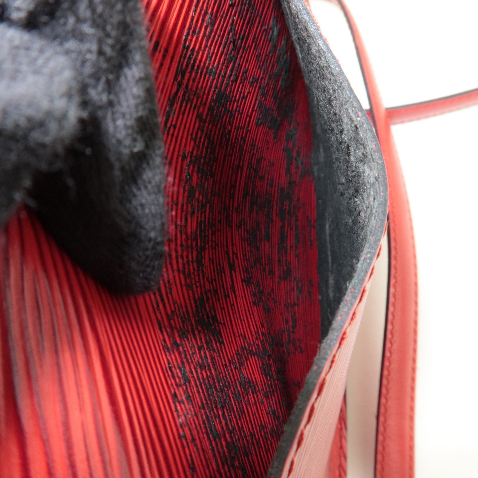 Louis Vuitton Epi Mini Saint Cloud Shoulder Bag Castilian Red M52217