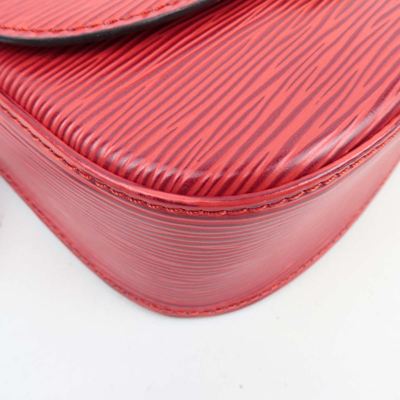 Louis Vuitton Epi Mini Saint Cloud Shoulder Bag Castilian Red M52217