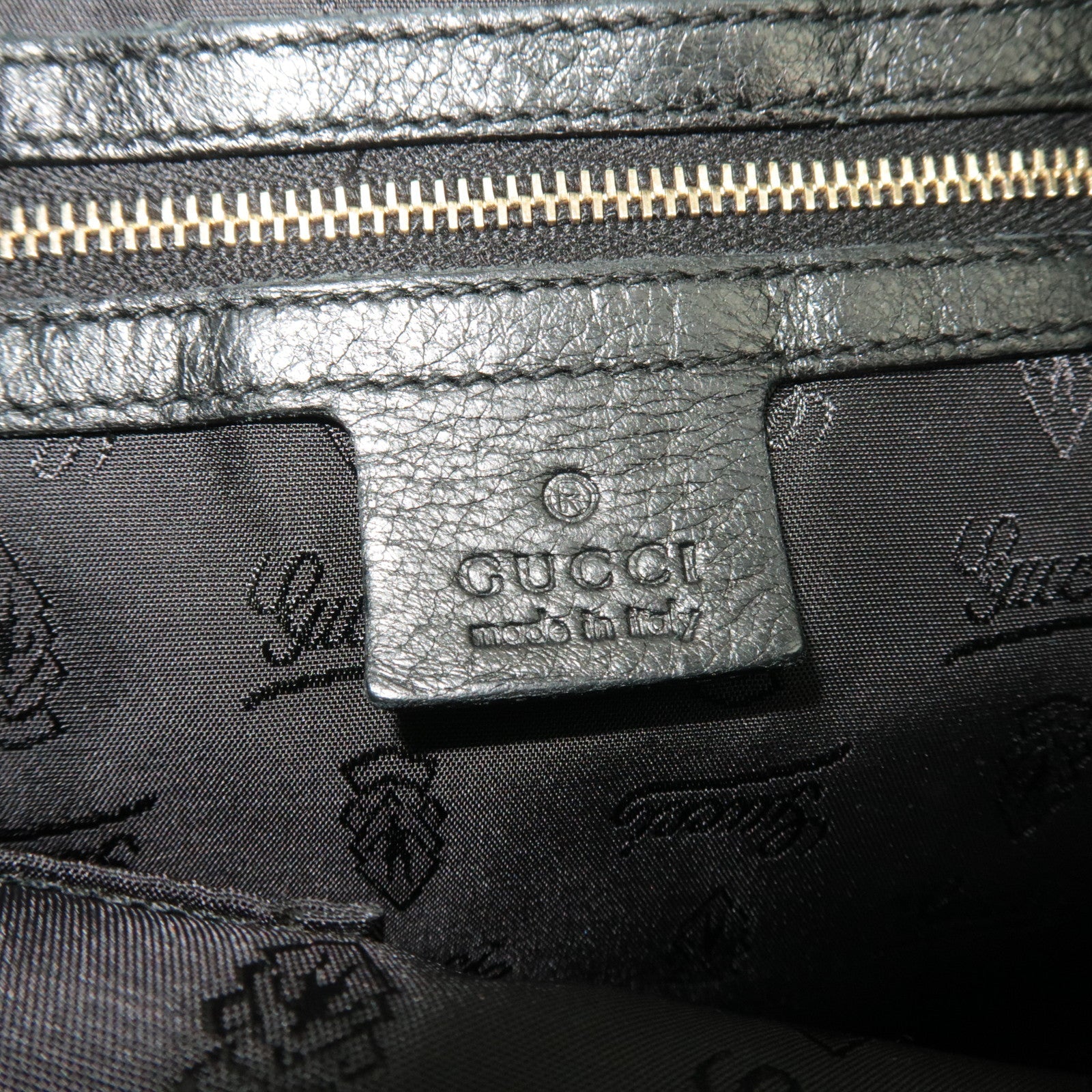 GUCCI Guccissima Leather Shoulder Bag Black 203503