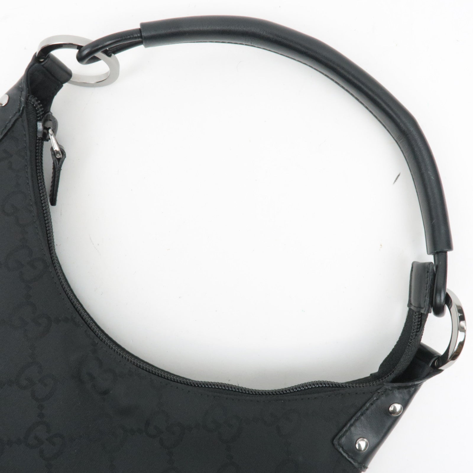 GUCCI GG Nylon Leather Shoulder Bag Black 179776