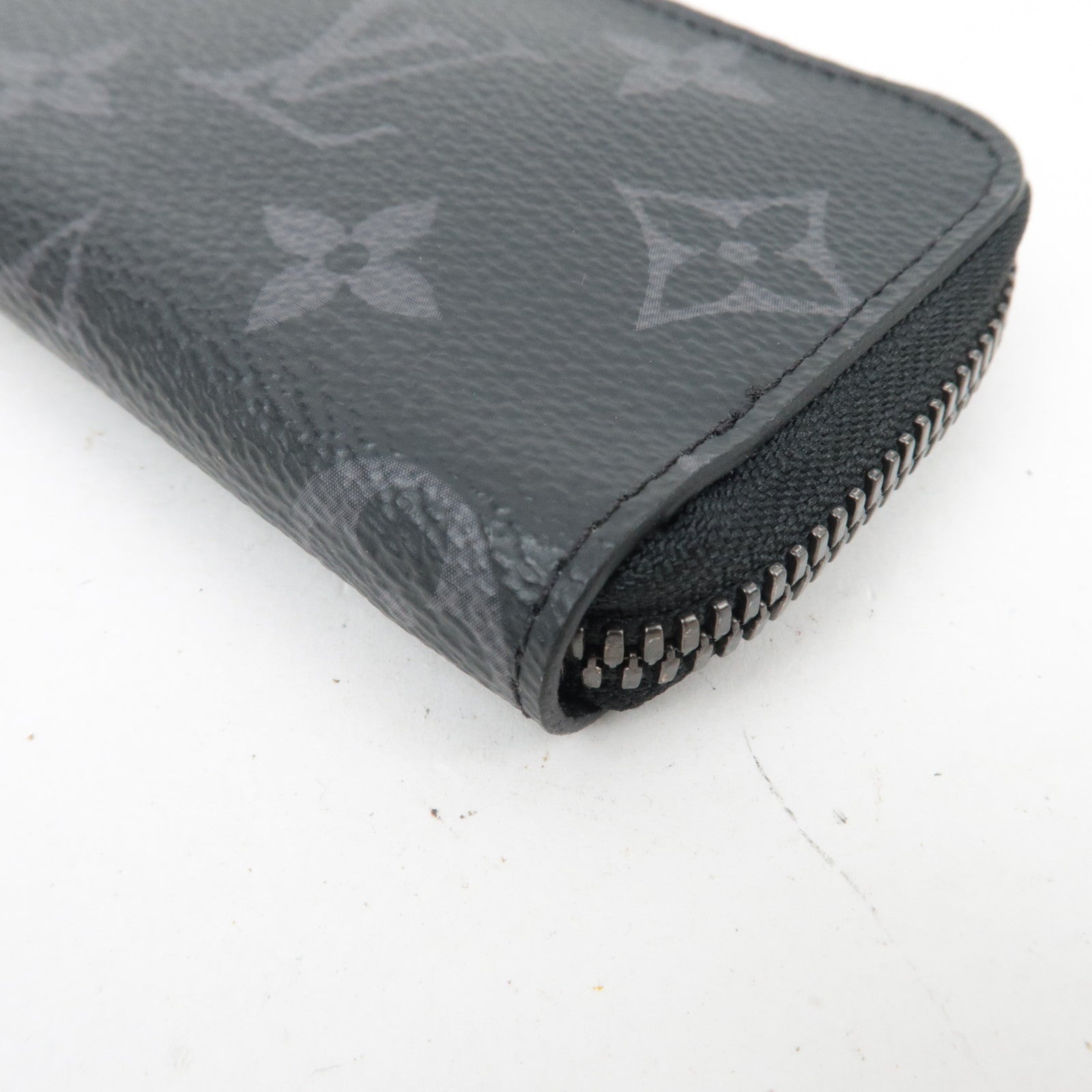 Louis Vuitton Monogram Eclipse Porte Monnaie Jour Coin Case M63536