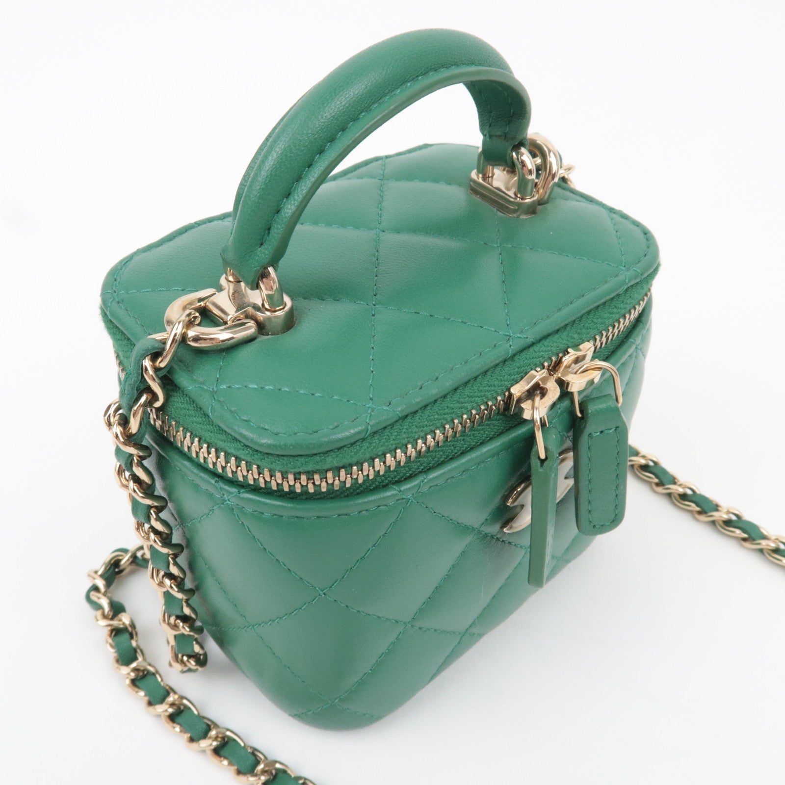 CHANEL Matelasse Lambskin Small Vanity Chain Shoulder Bag Green Gold HDW AP2198