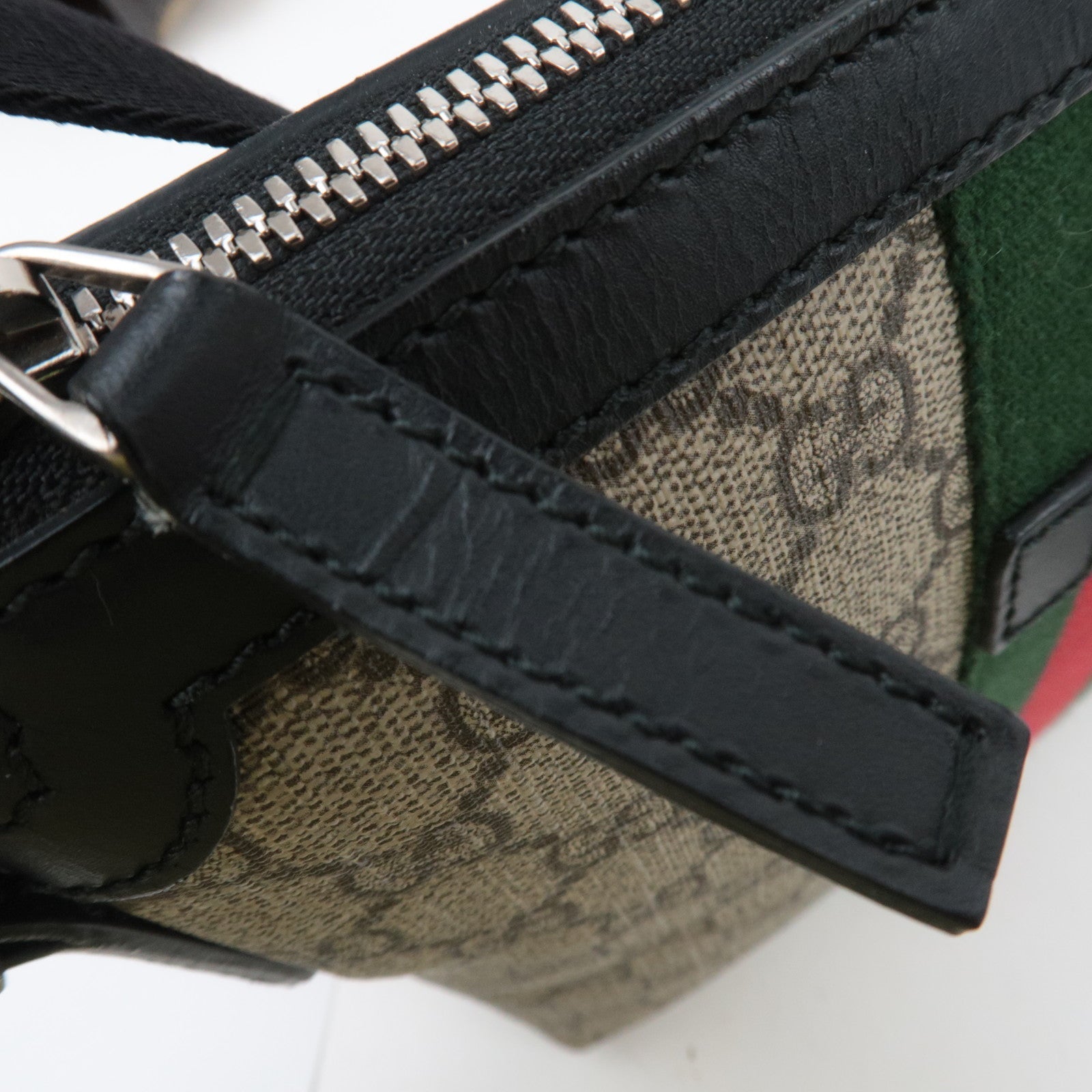 GUCCI Sherry GG Supreme Shoulder Bag Beige Black 471454