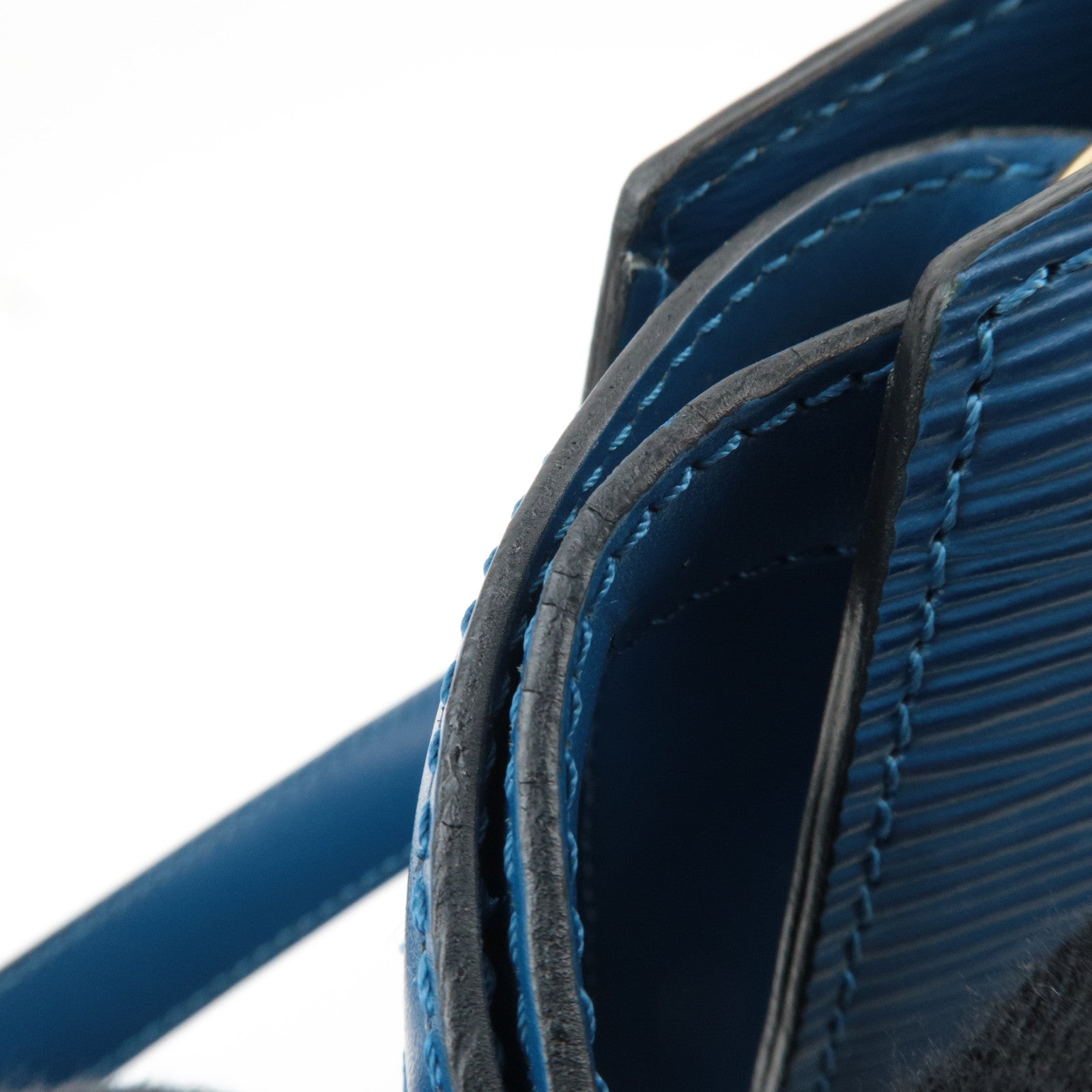 Louis Vuitton Epi Cluny Shoulder Bag Toledo Blue M52255