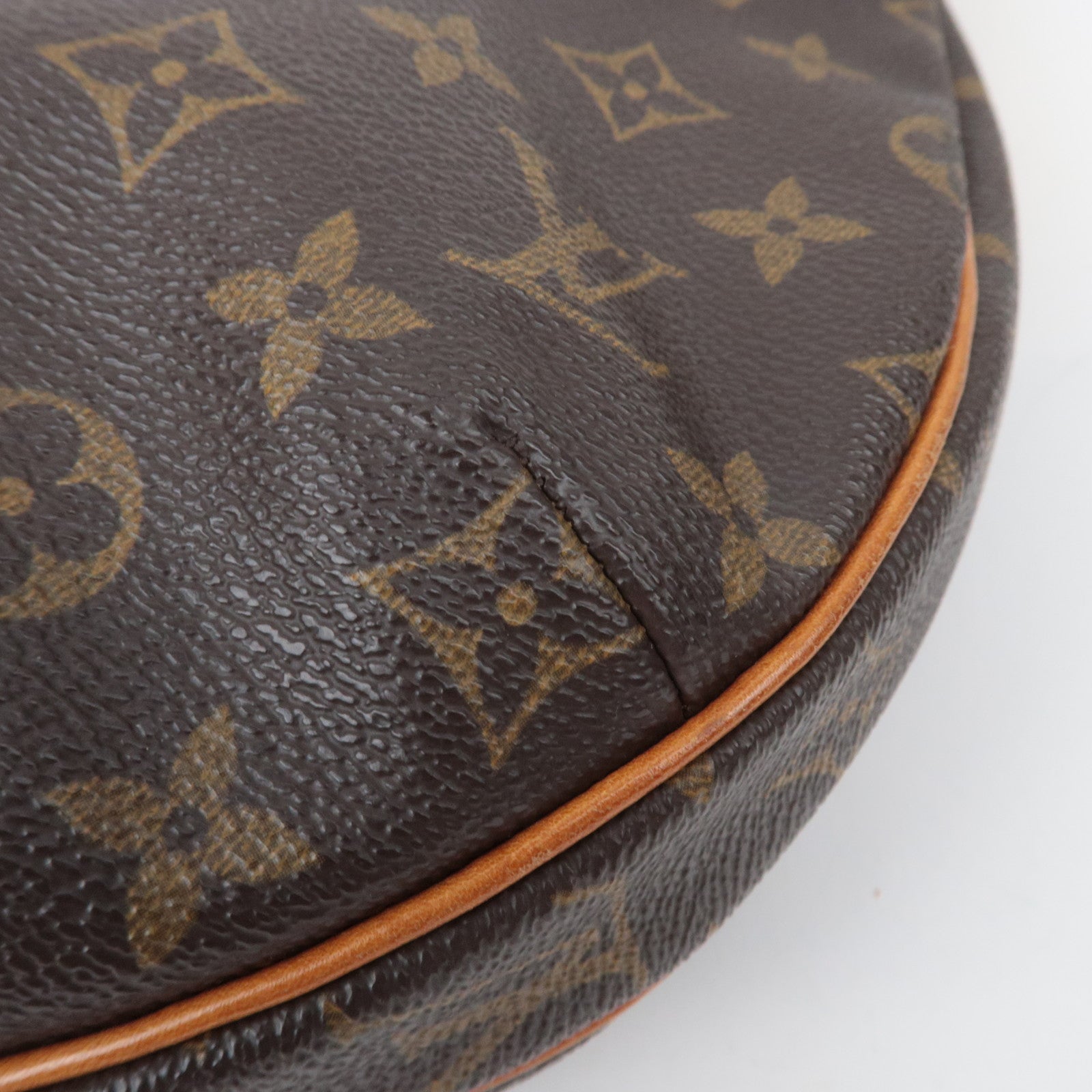 Louis Vuitton Monogram Croissant MM M51512