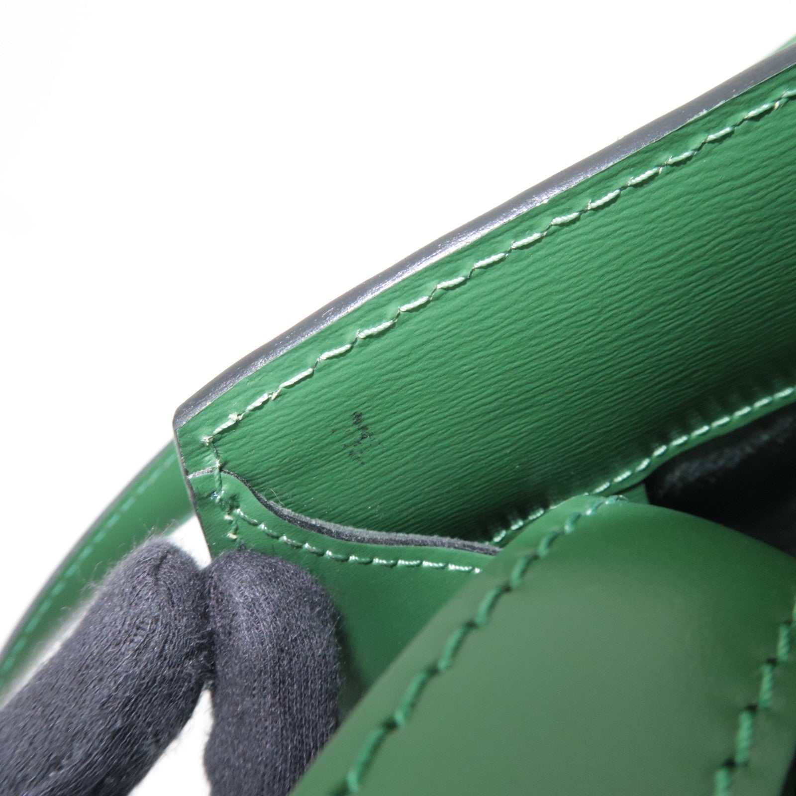 Louis Vuitton Epi Cluny Shoulder Bag Borneo Green M52254