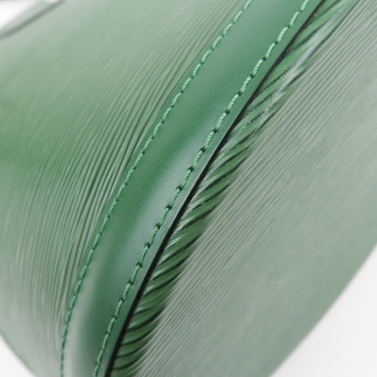 Louis Vuitton Epi Cluny Shoulder Bag Borneo Green M52254